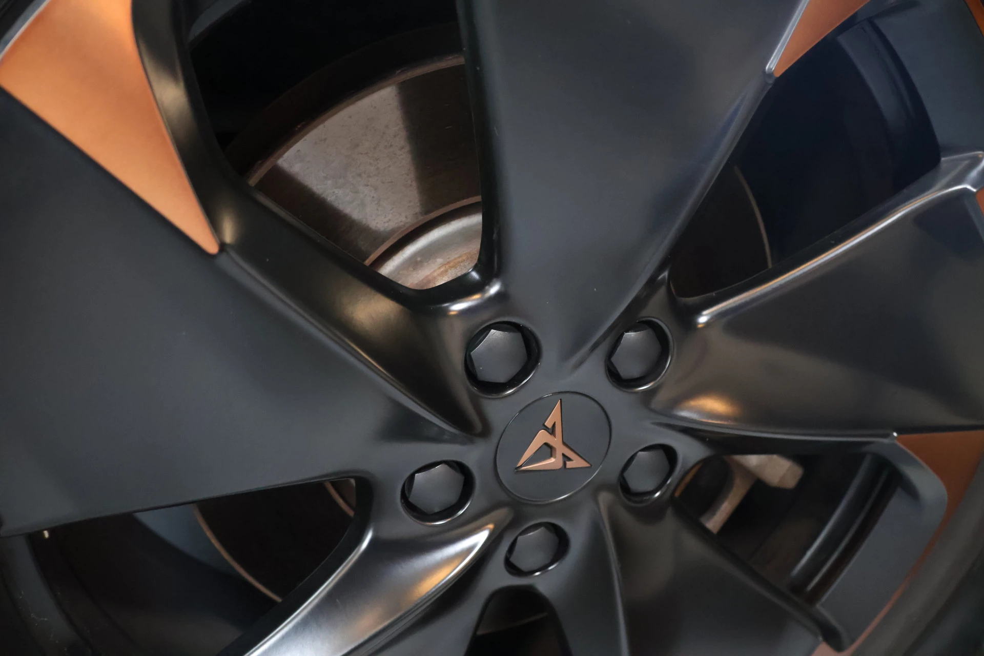 Hoofdafbeelding CUPRA Born