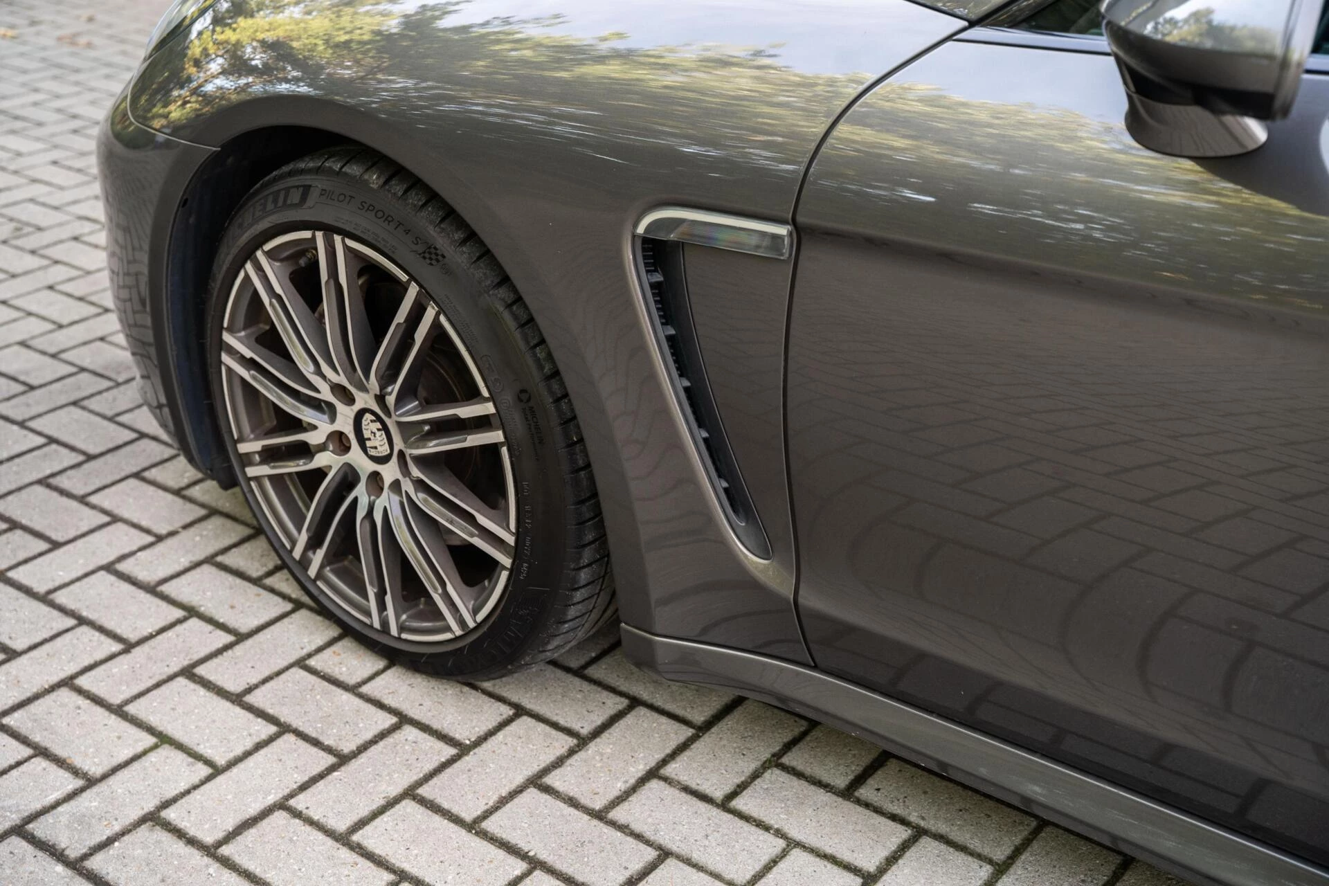 Hoofdafbeelding Porsche Panamera