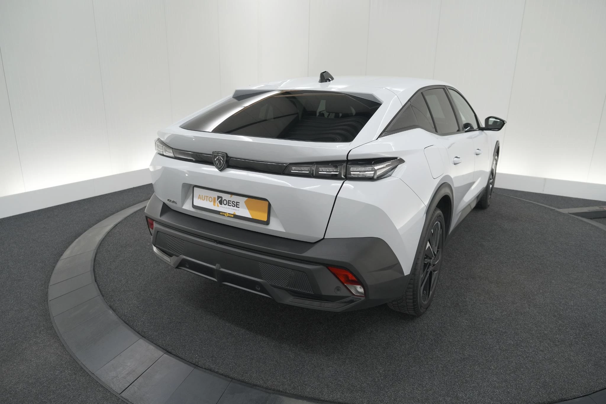 Hoofdafbeelding Peugeot 408