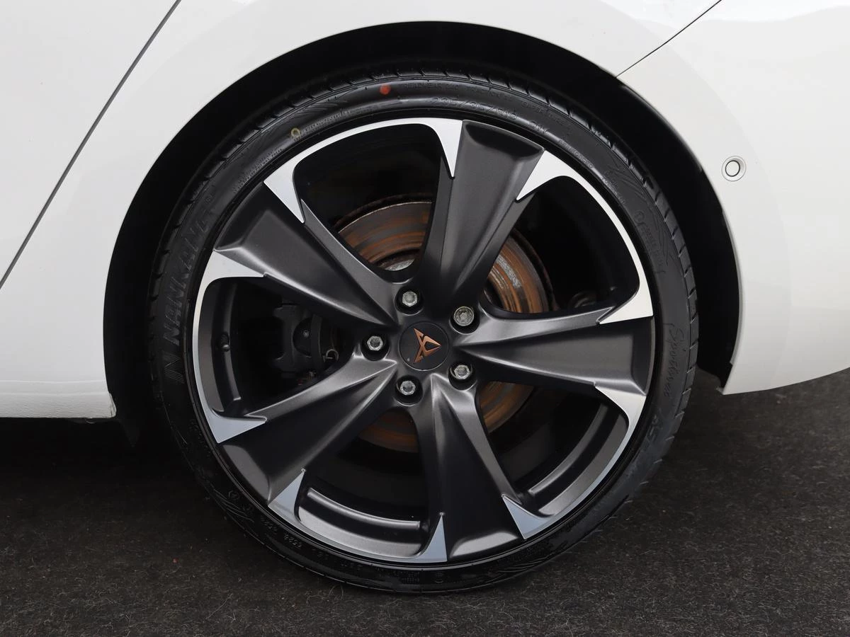 Hoofdafbeelding CUPRA Leon