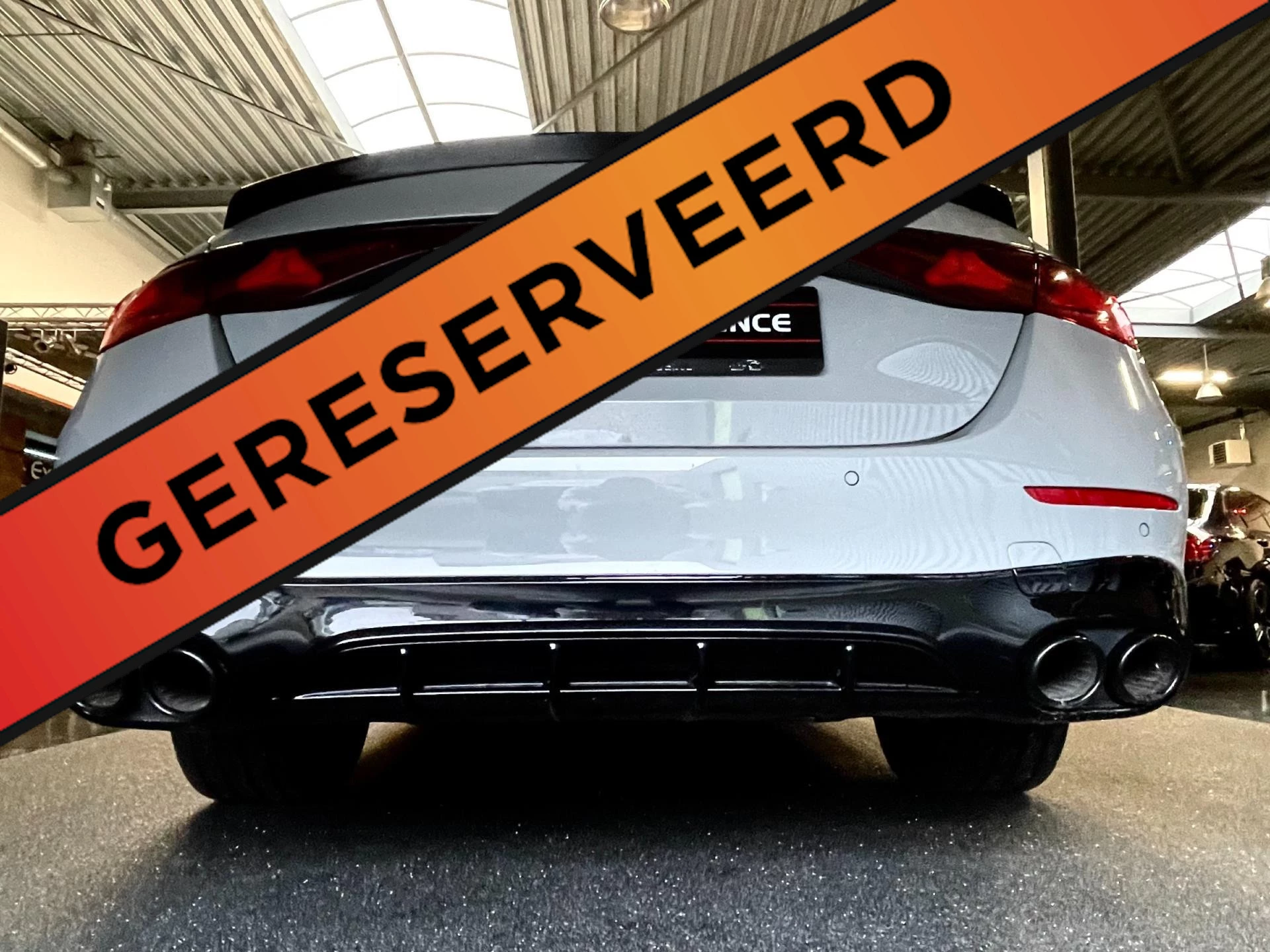 Hoofdafbeelding Mercedes-Benz E-Klasse