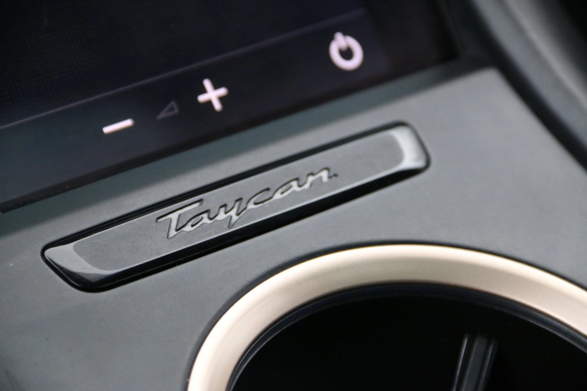 Hoofdafbeelding Porsche Taycan