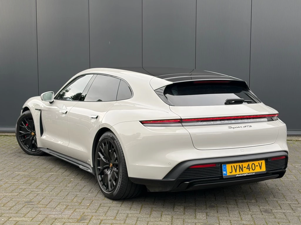 Hoofdafbeelding Porsche Taycan