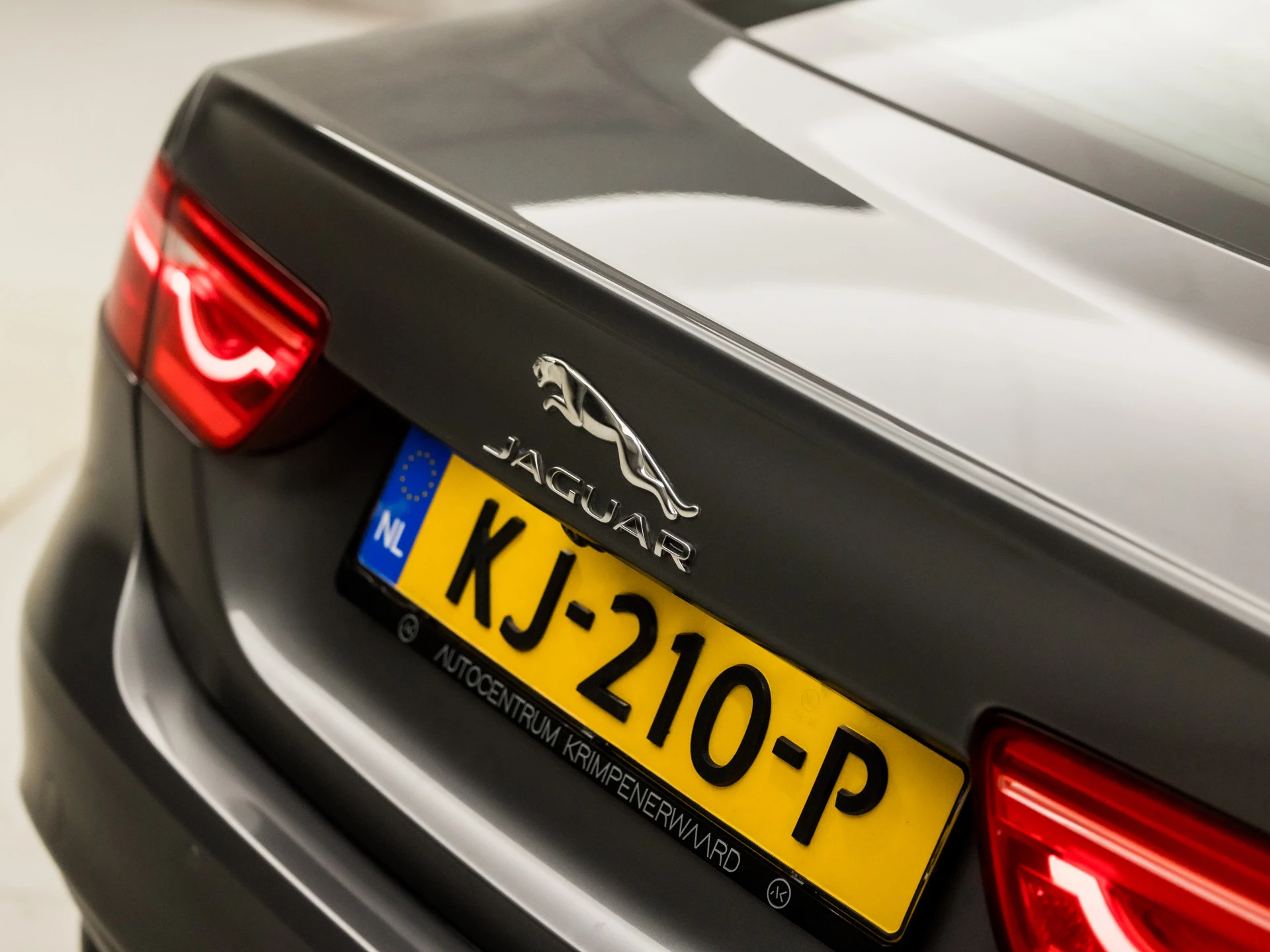 Hoofdafbeelding Jaguar XE