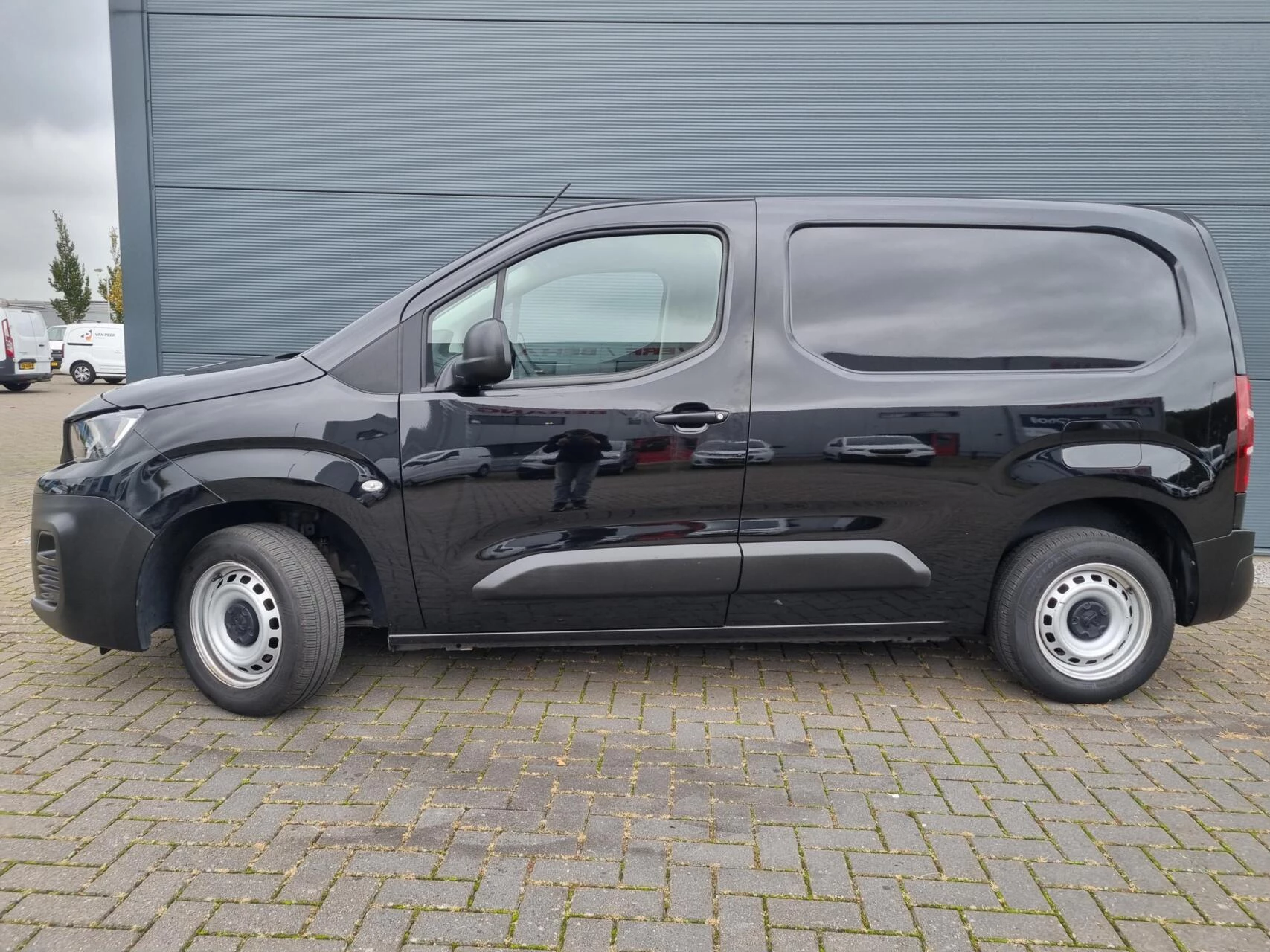 Hoofdafbeelding Peugeot Partner