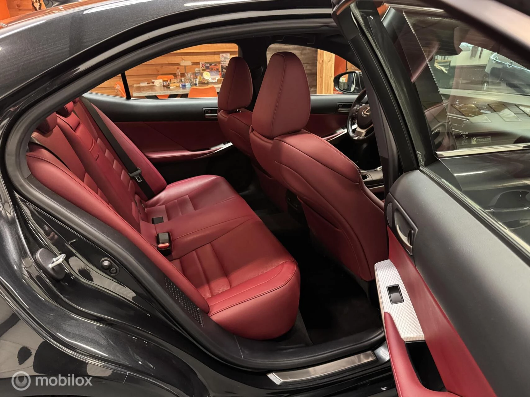 Hoofdafbeelding Lexus IS