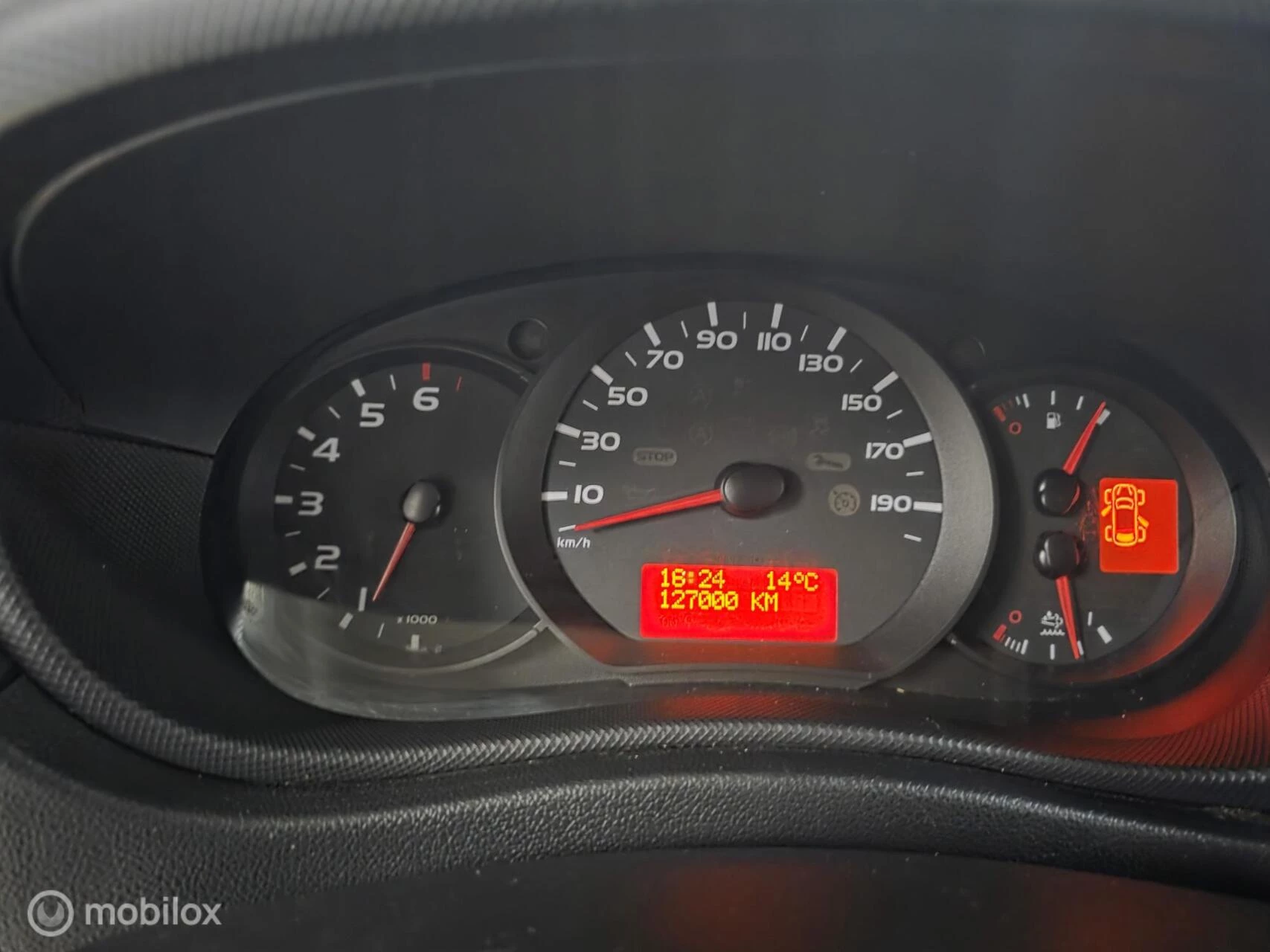 Hoofdafbeelding Nissan NV400