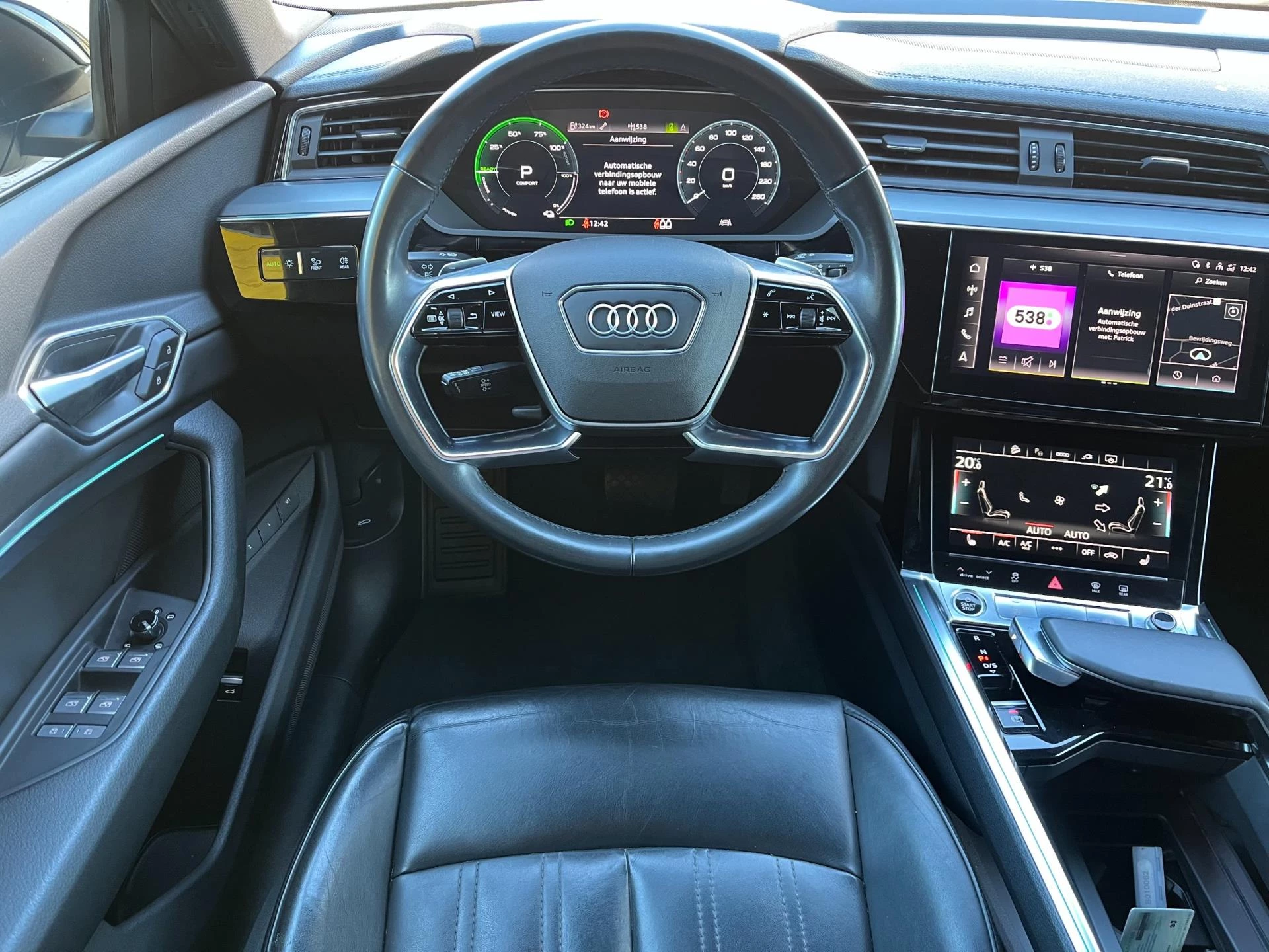 Hoofdafbeelding Audi e-tron