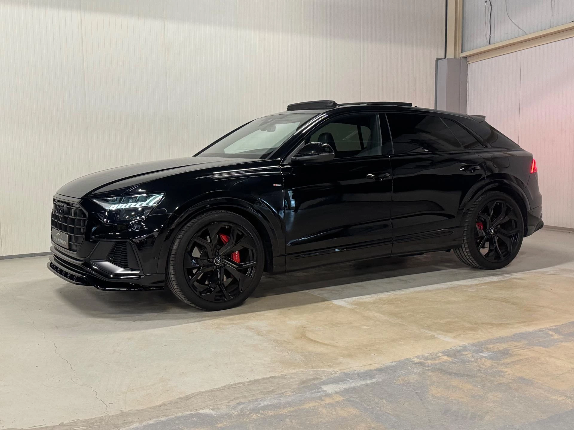 Hoofdafbeelding Audi Q8