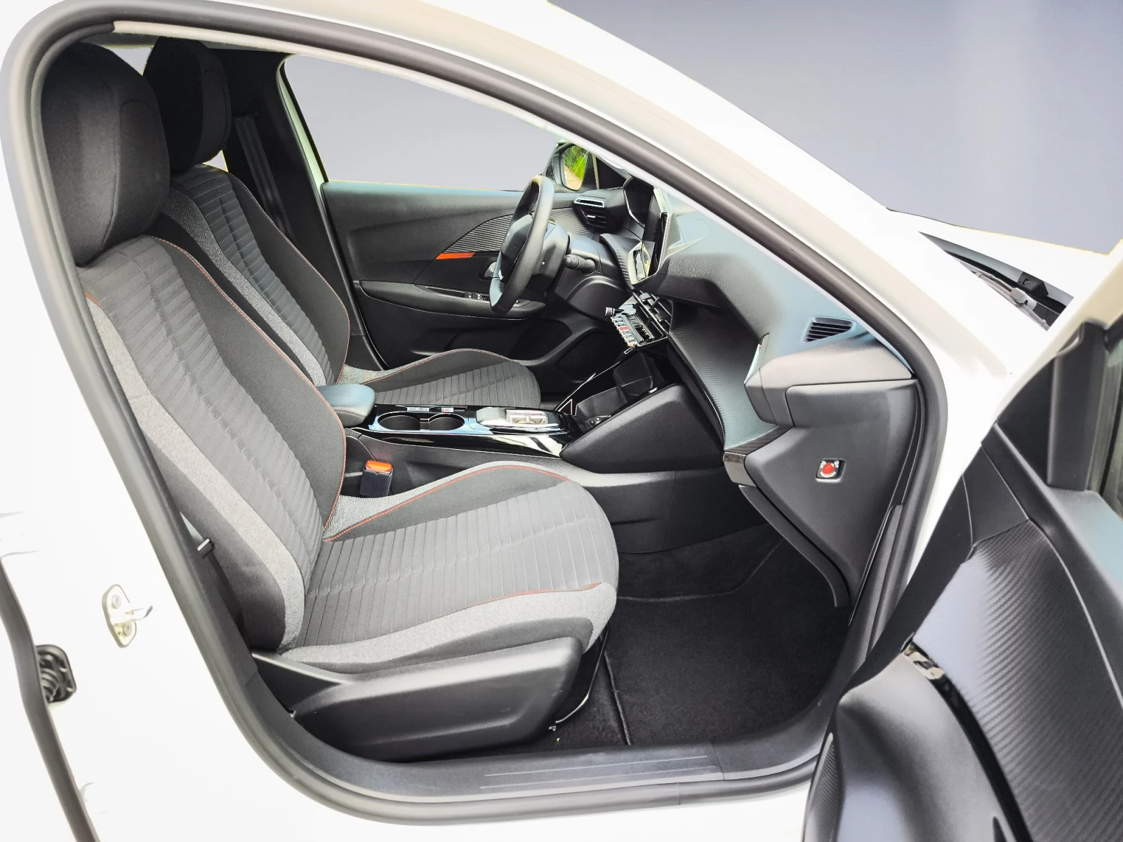 Hoofdafbeelding Peugeot e-208