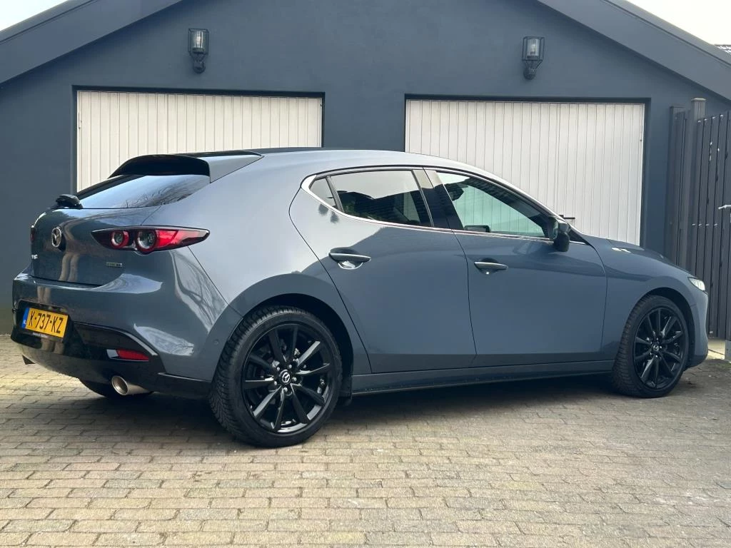 Hoofdafbeelding Mazda 3