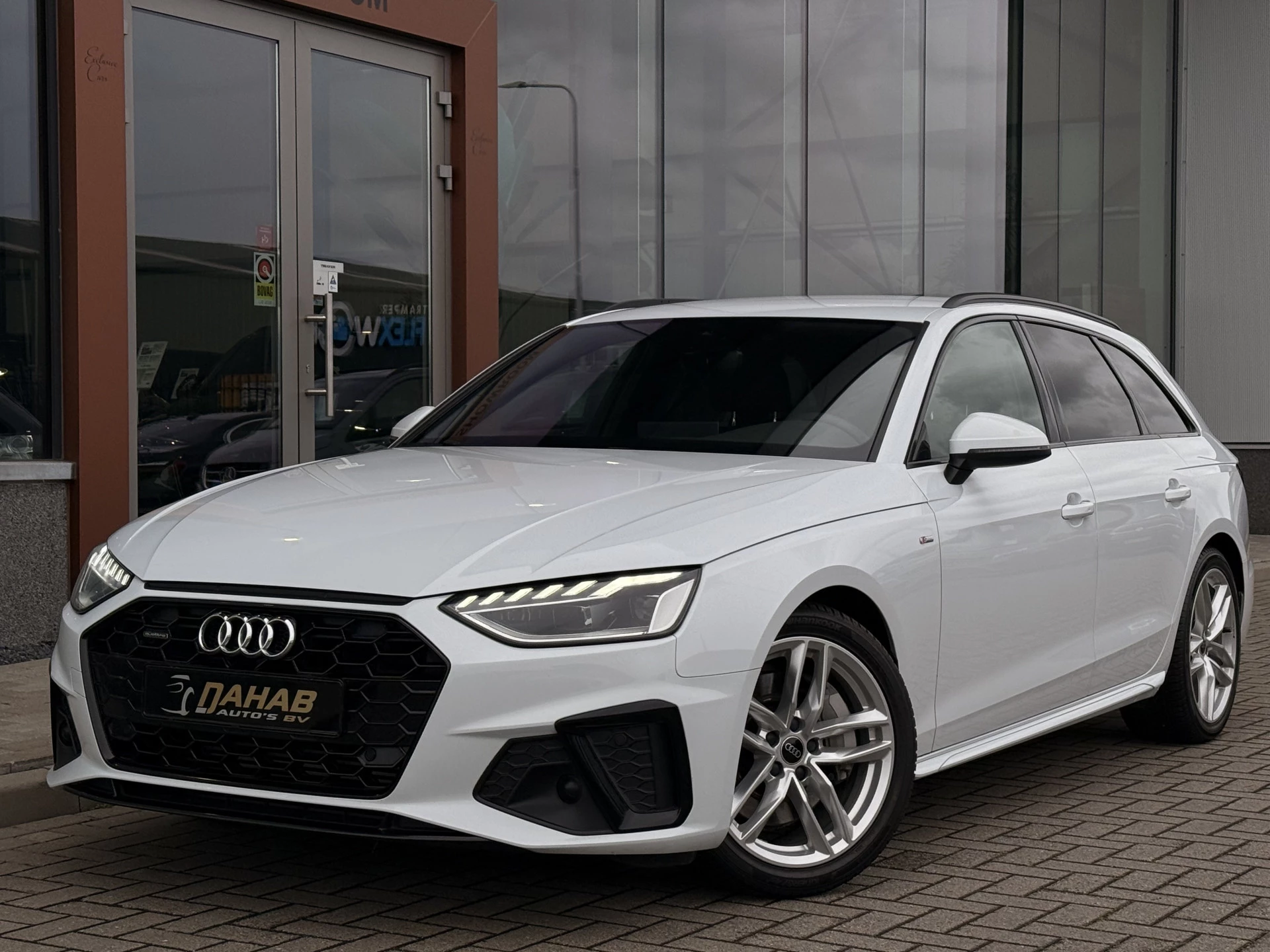 Hoofdafbeelding Audi A4