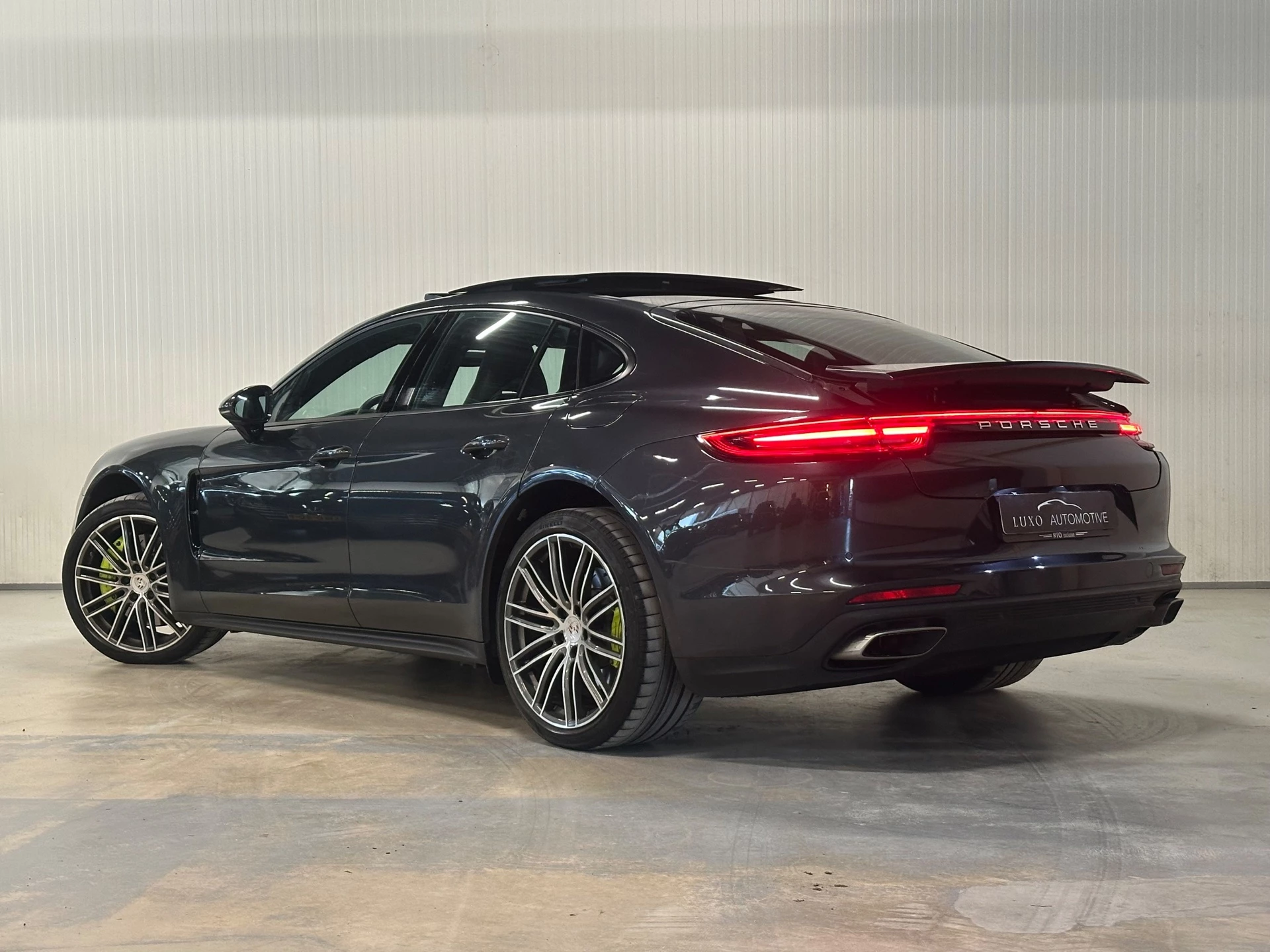 Hoofdafbeelding Porsche Panamera