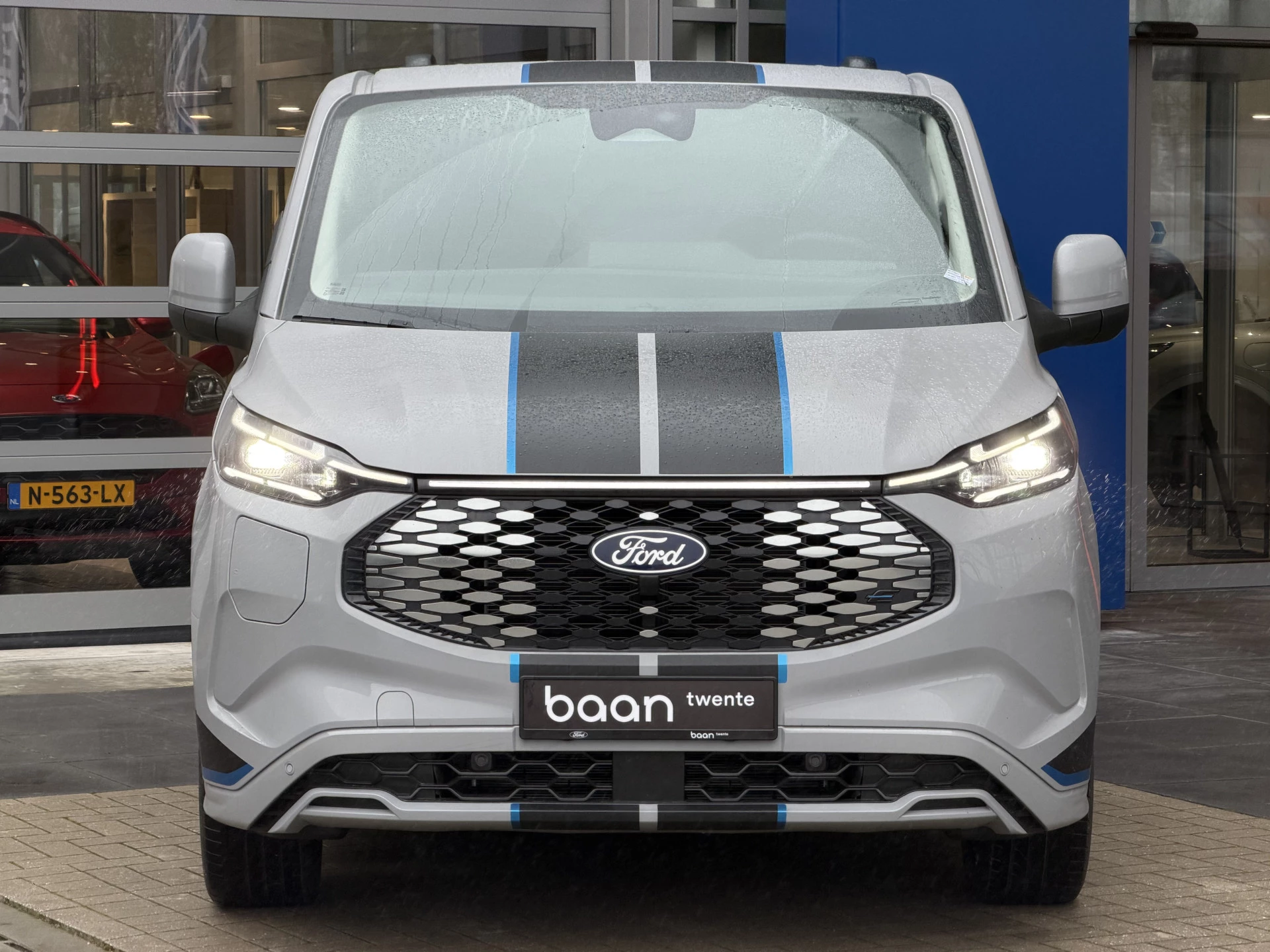 Hoofdafbeelding Ford E-Transit Custom