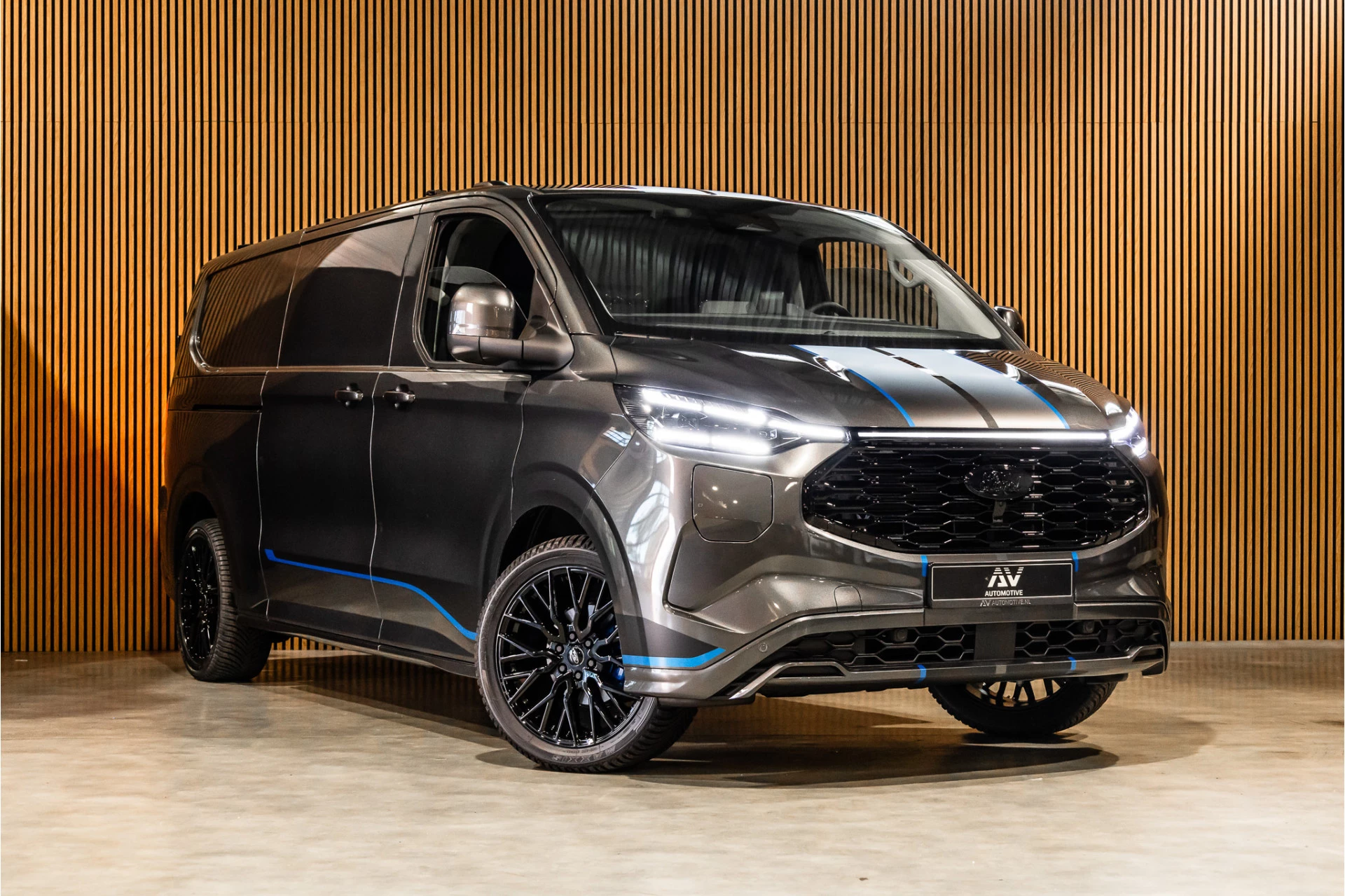 Hoofdafbeelding Ford E-Transit Custom