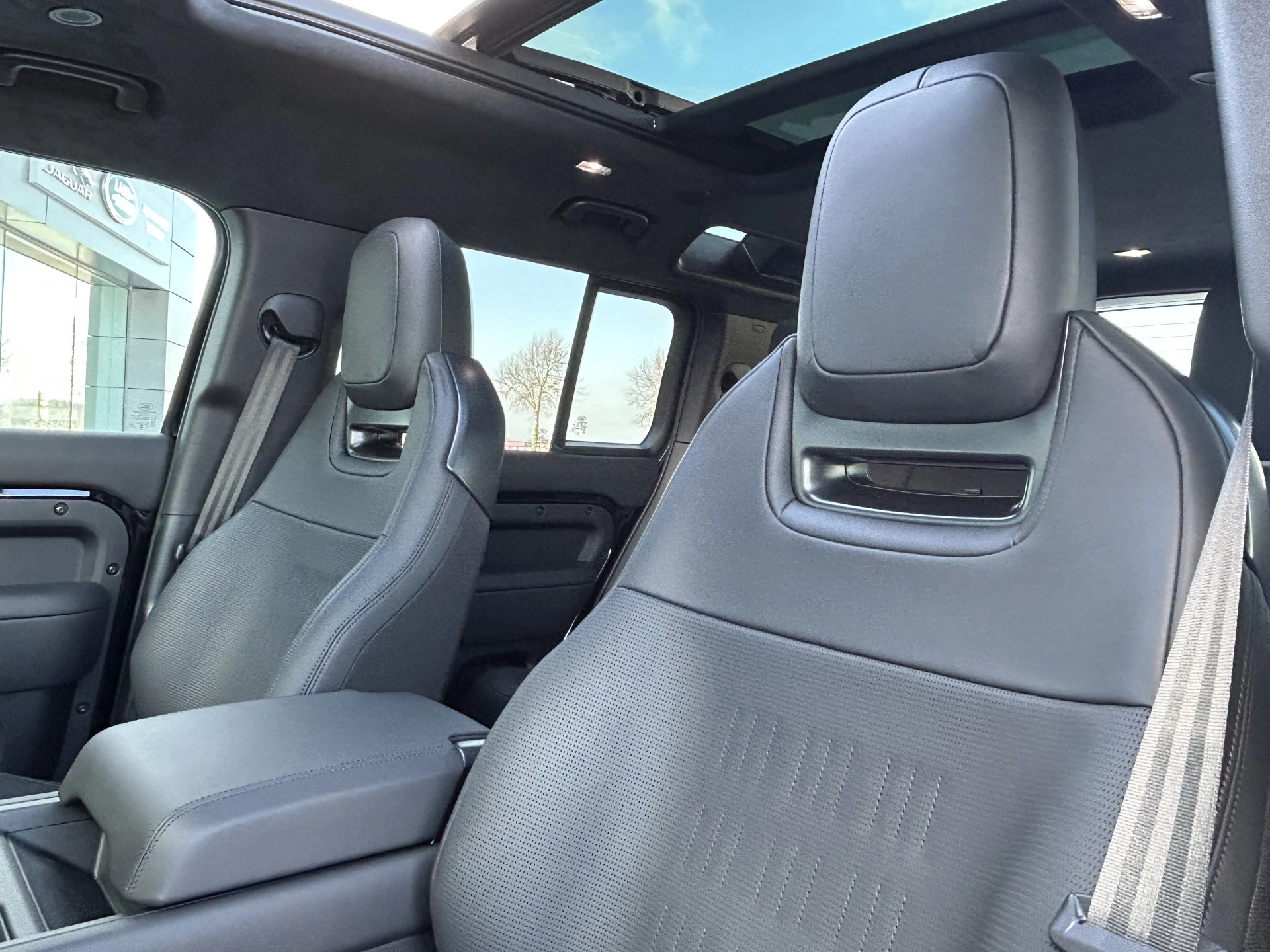 Hoofdafbeelding Land Rover Defender