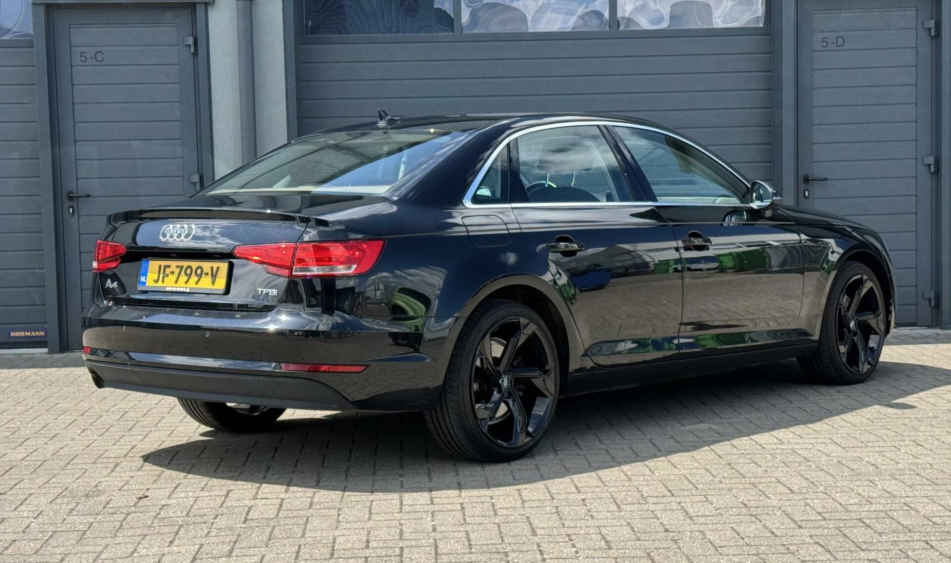 Hoofdafbeelding Audi A4