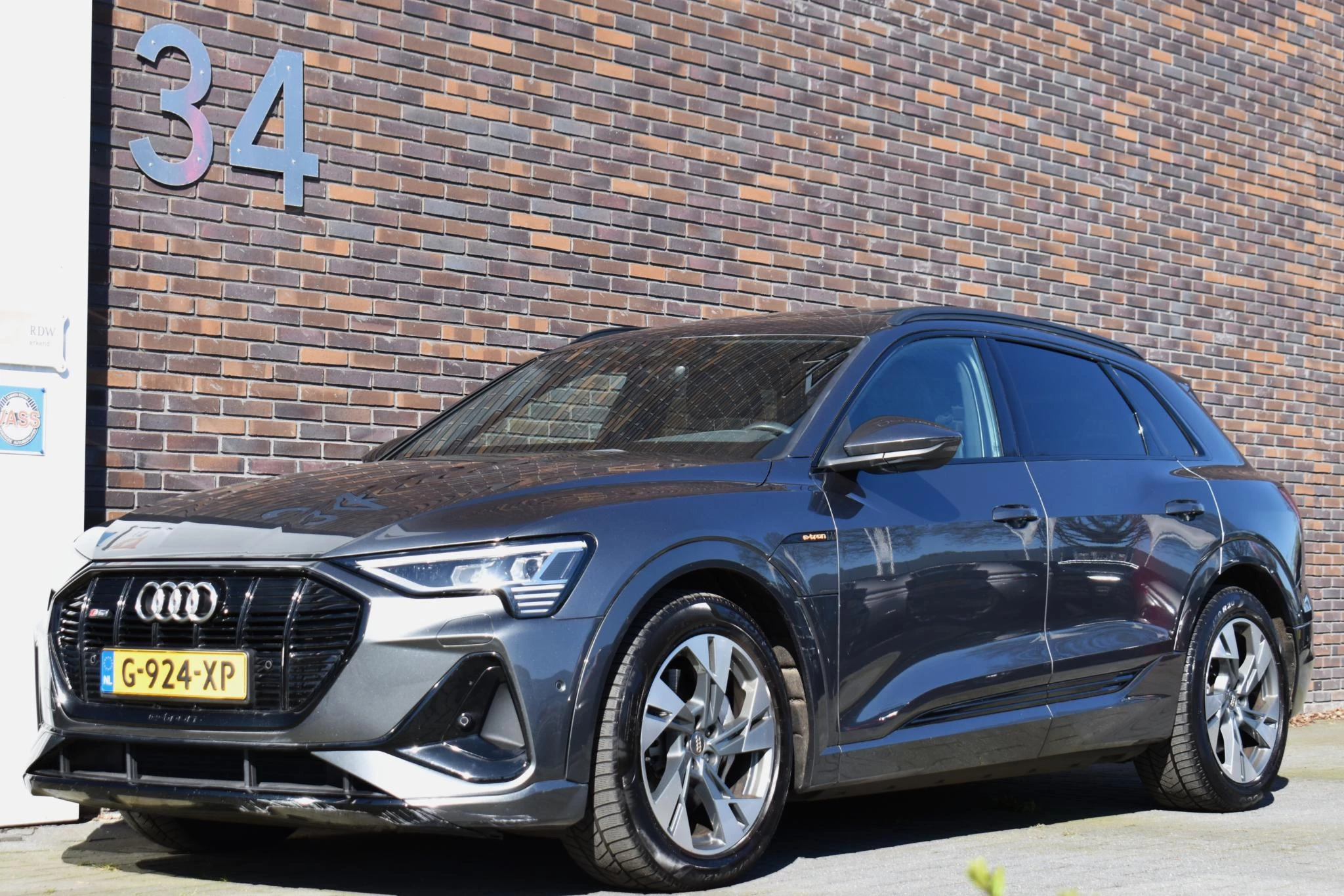 Hoofdafbeelding Audi e-tron