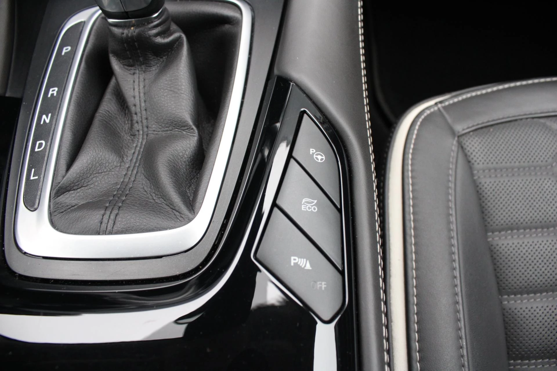 Hoofdafbeelding Ford Mondeo