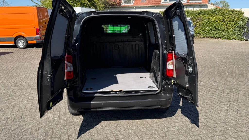 Hoofdafbeelding Peugeot Partner