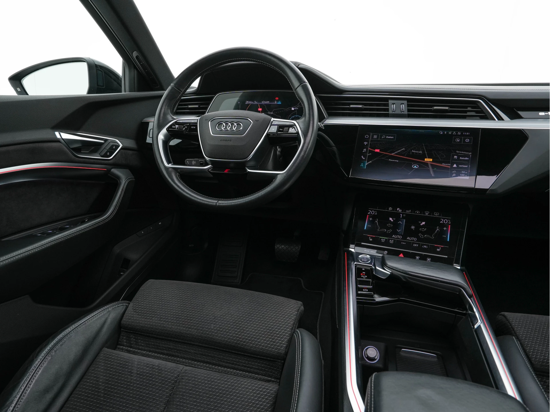 Hoofdafbeelding Audi e-tron