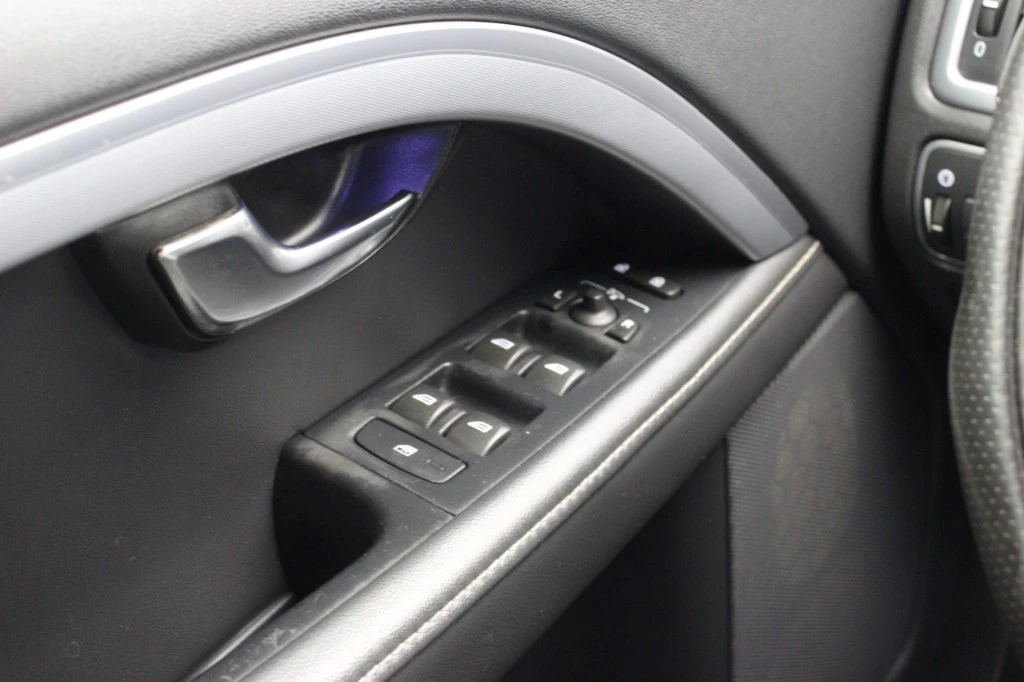 Hoofdafbeelding Volvo V70
