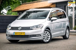 Hoofdafbeelding Volkswagen Touran Volkswagen Touran 1.2 TSI Comfortline 7 Persoons I Adaptieve Cruise Control I Climate I Parkeersensoren I Camera I Stoelverwarming