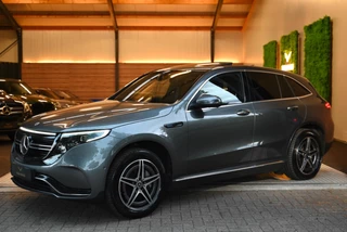 Mercedes-Benz EQC 400 4MATIC Premium Plus 80 kWh AMG - Memory - Distronic - Schuifdak - Keyless Entry - HUD - Ambiance Verlichting