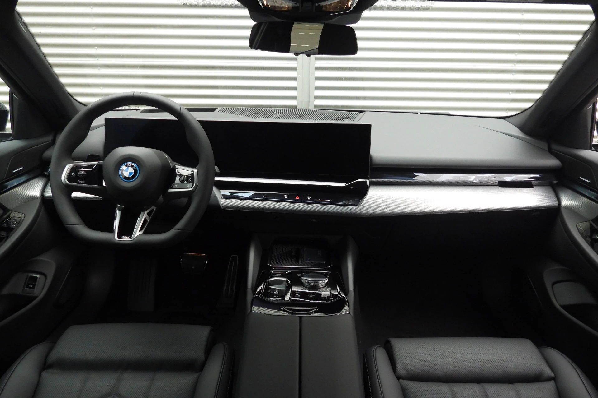 Hoofdafbeelding BMW i5