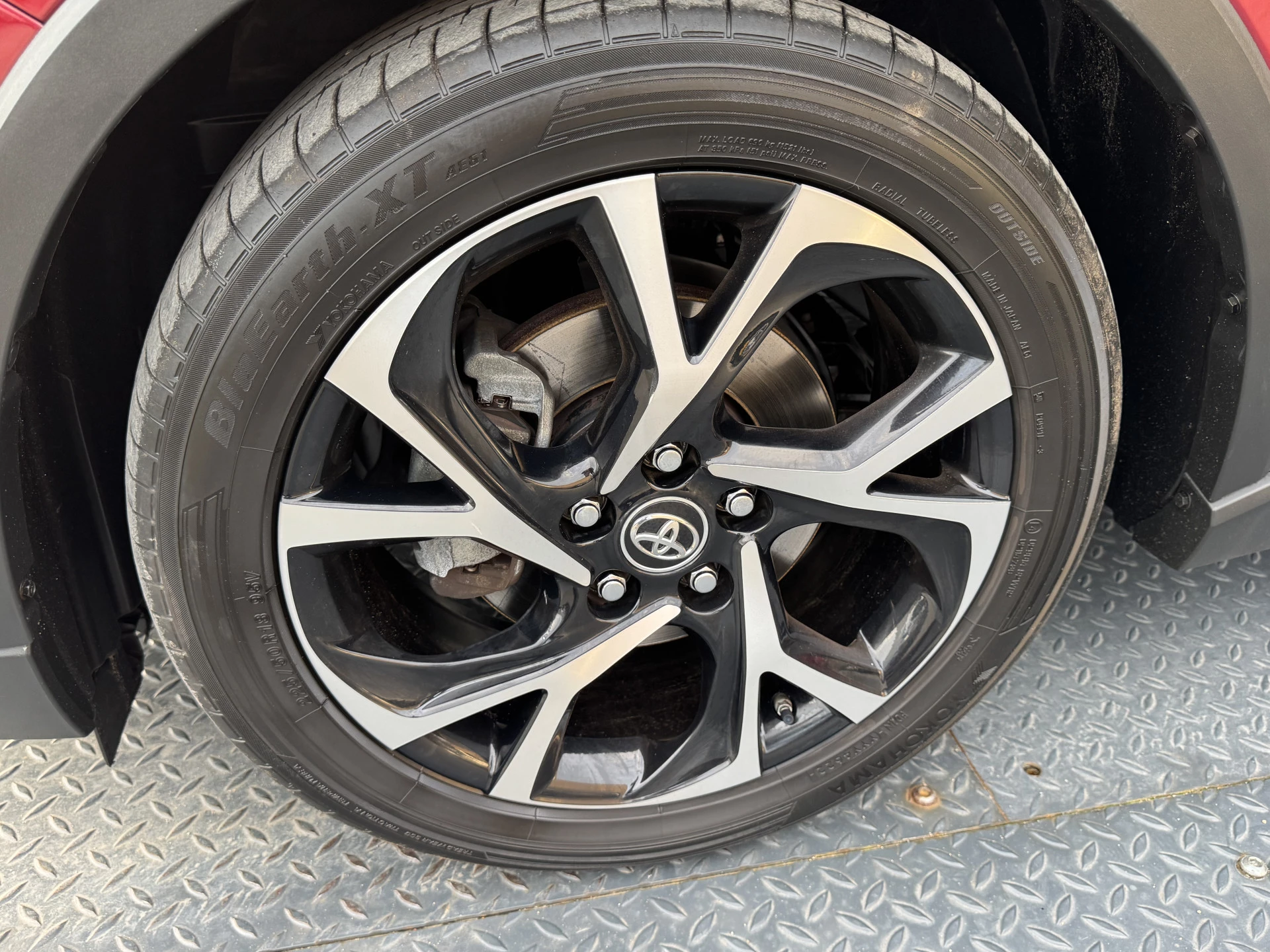 Hoofdafbeelding Toyota C-HR