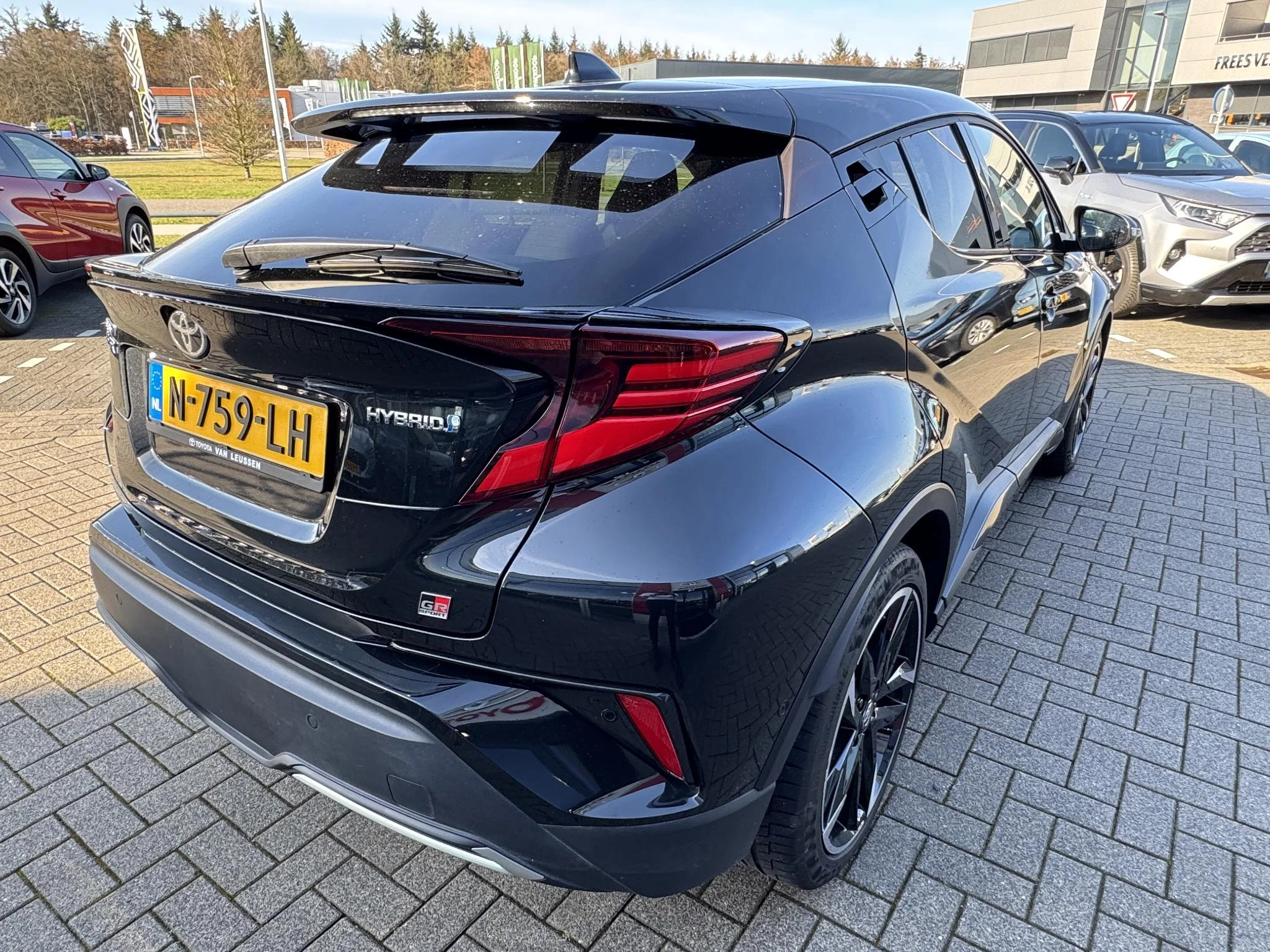 Hoofdafbeelding Toyota C-HR