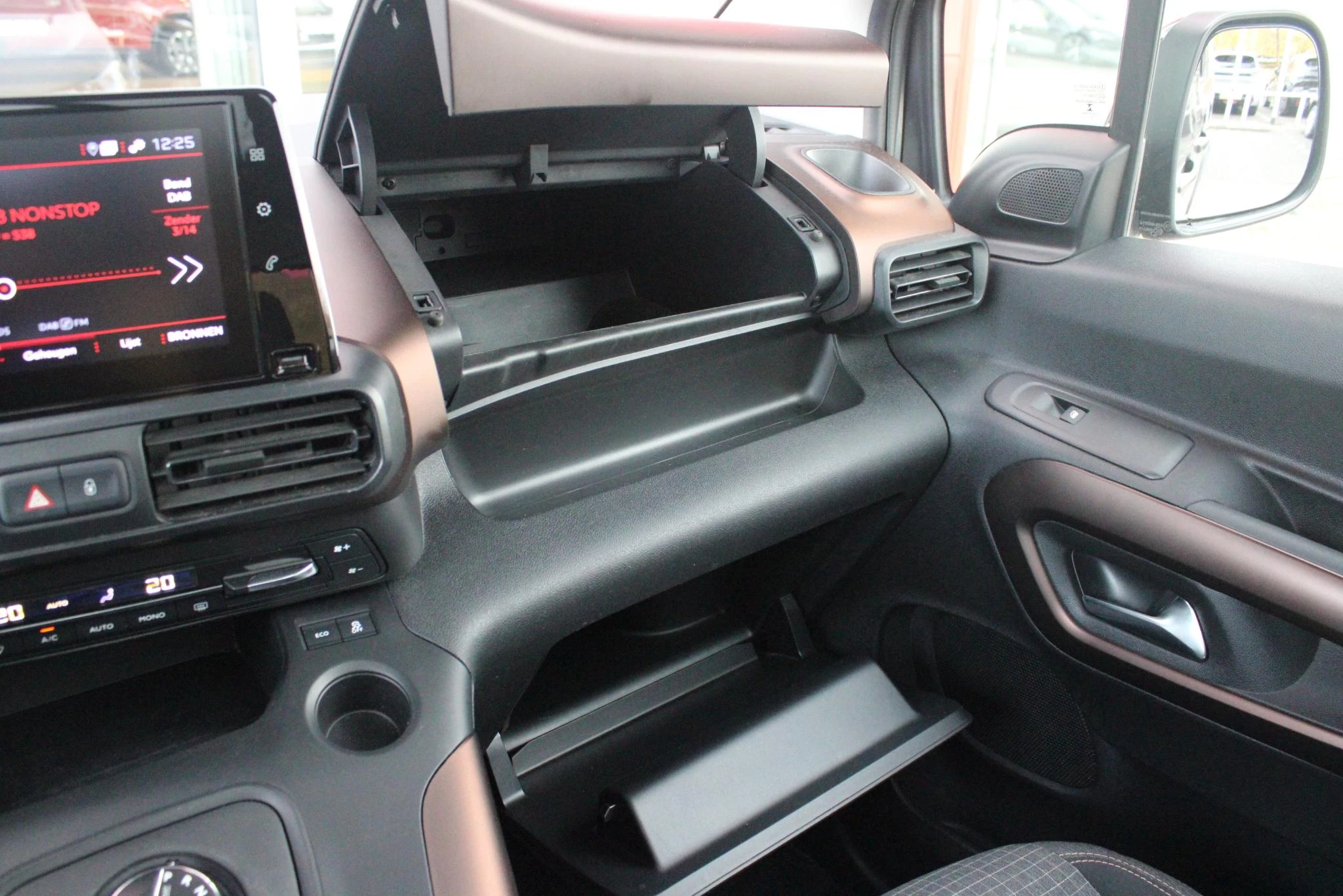 Hoofdafbeelding Peugeot Rifter