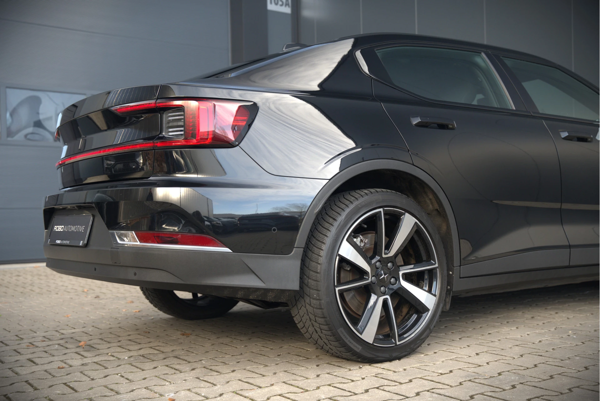 Hoofdafbeelding Polestar 2