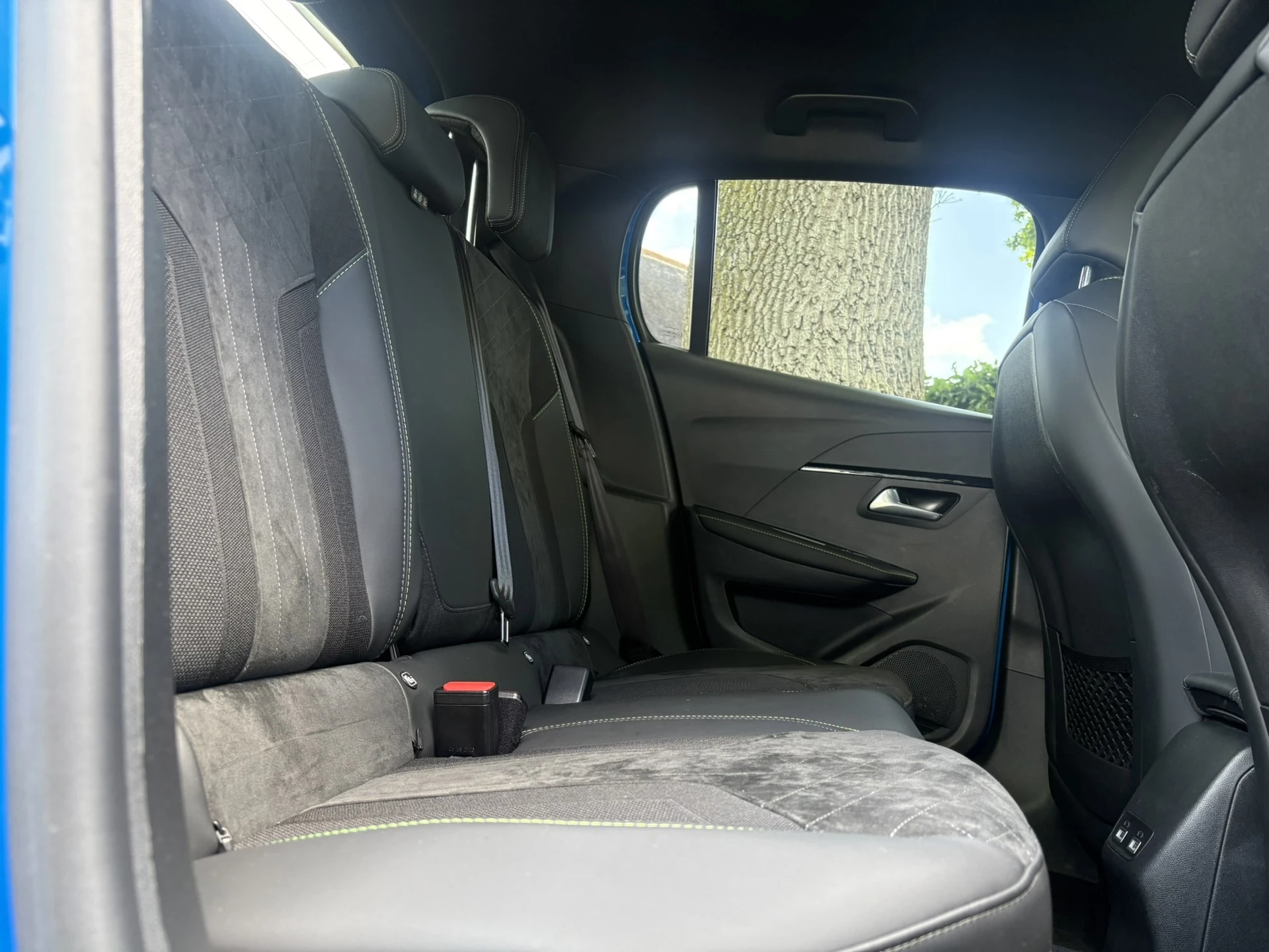 Hoofdafbeelding Peugeot e-208