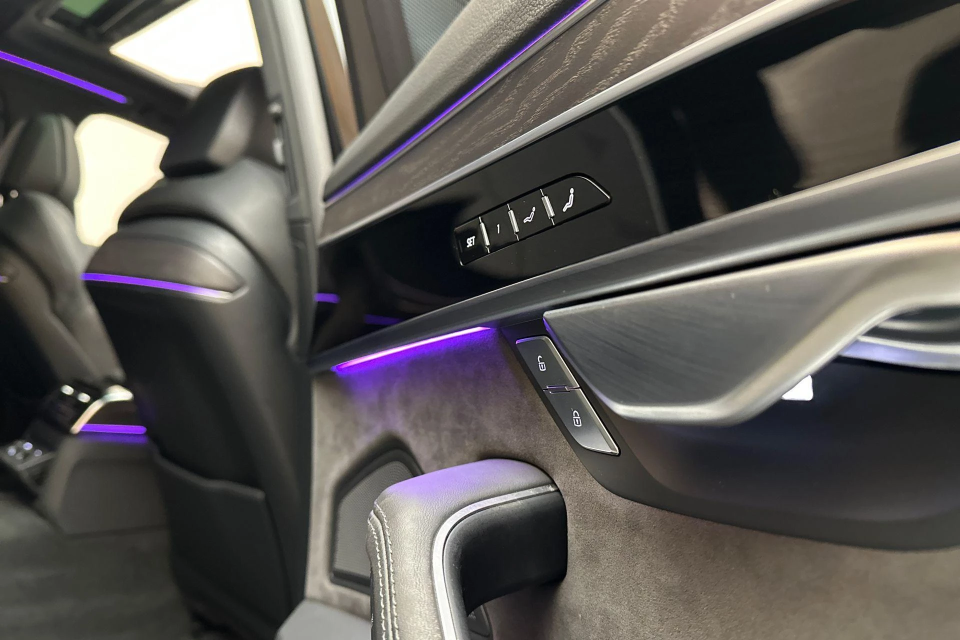 Hoofdafbeelding Audi A8