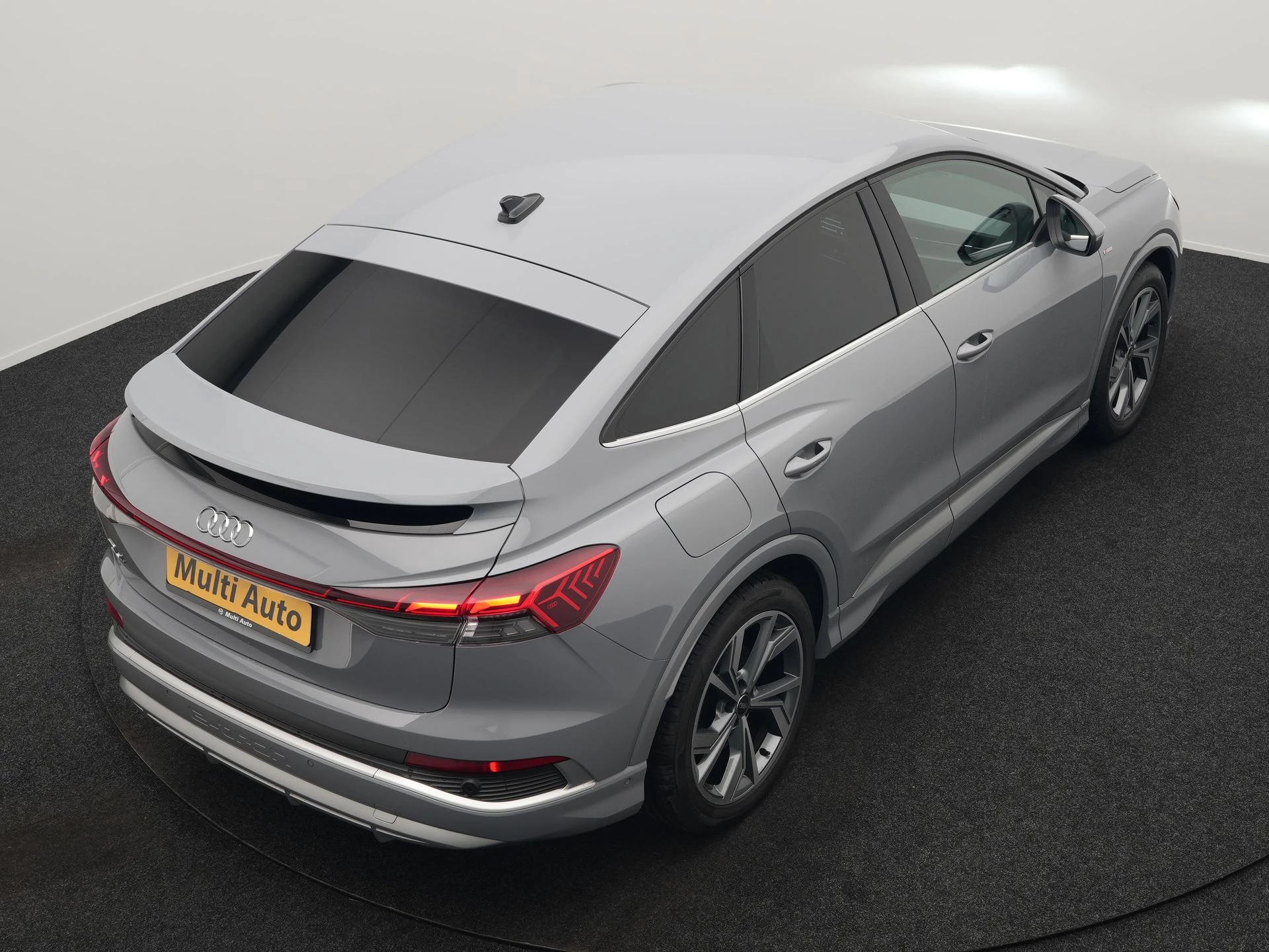 Hoofdafbeelding Audi Q4 Sportback e-tron