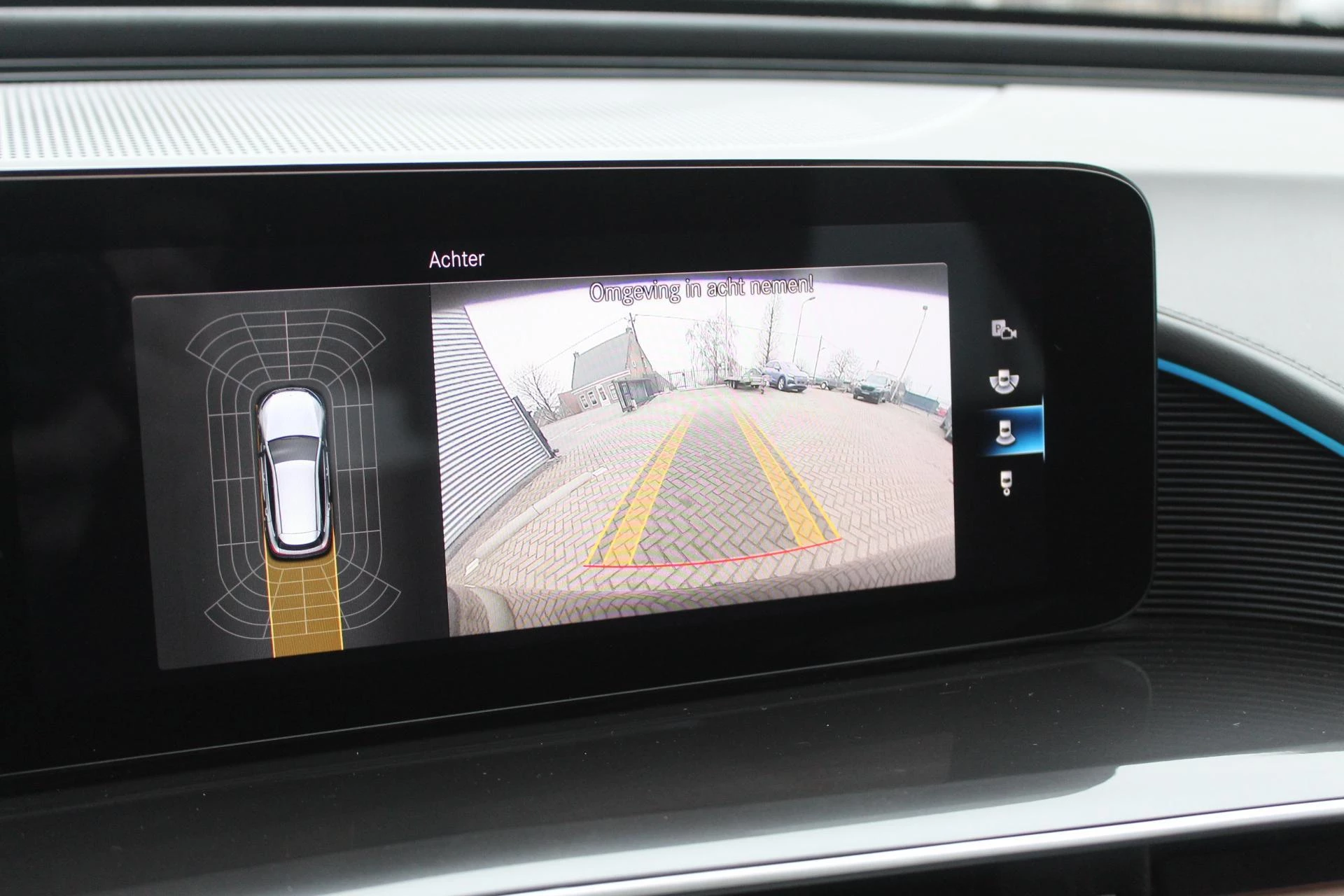 Hoofdafbeelding Mercedes-Benz EQC