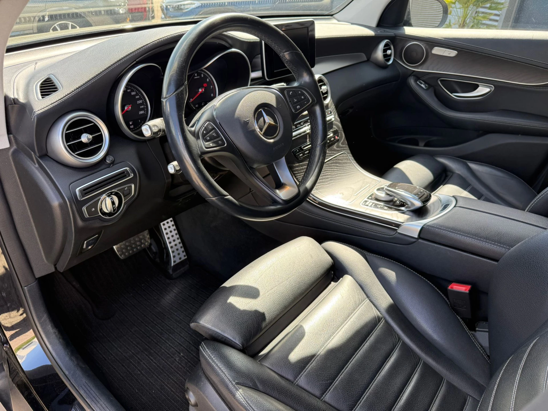 Hoofdafbeelding Mercedes-Benz GLC