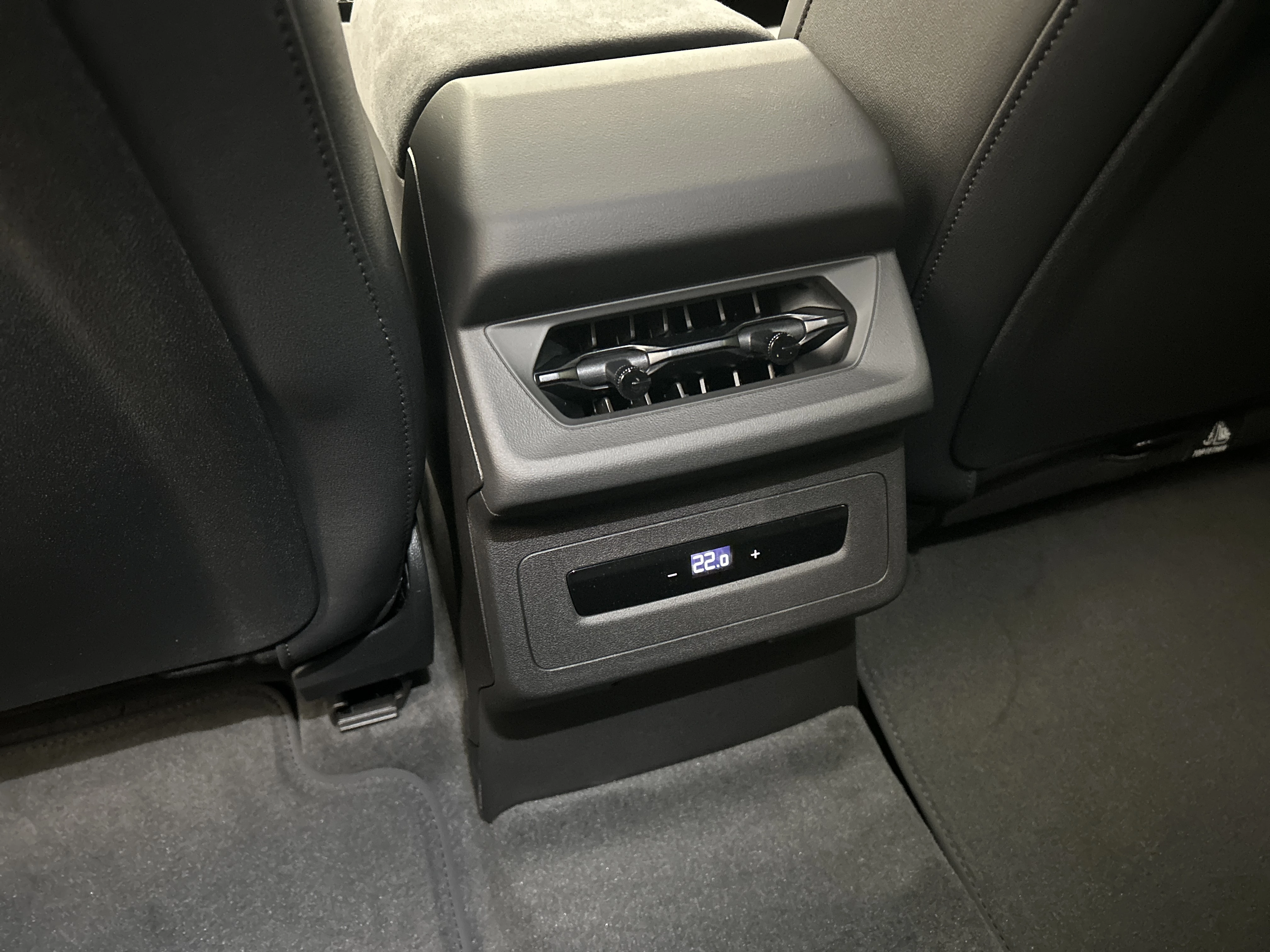 Hoofdafbeelding Audi A6 Avant e-tron