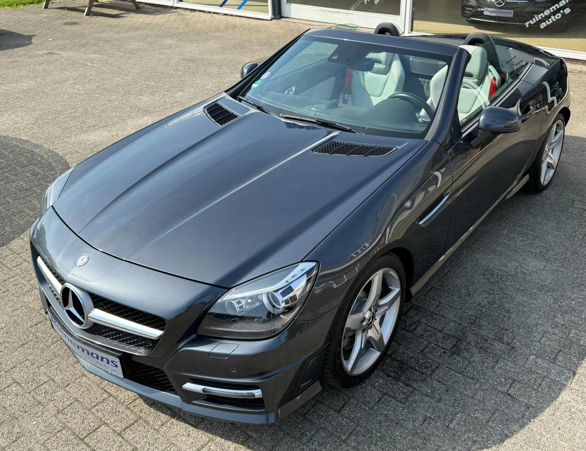 Hoofdafbeelding Mercedes-Benz SLK