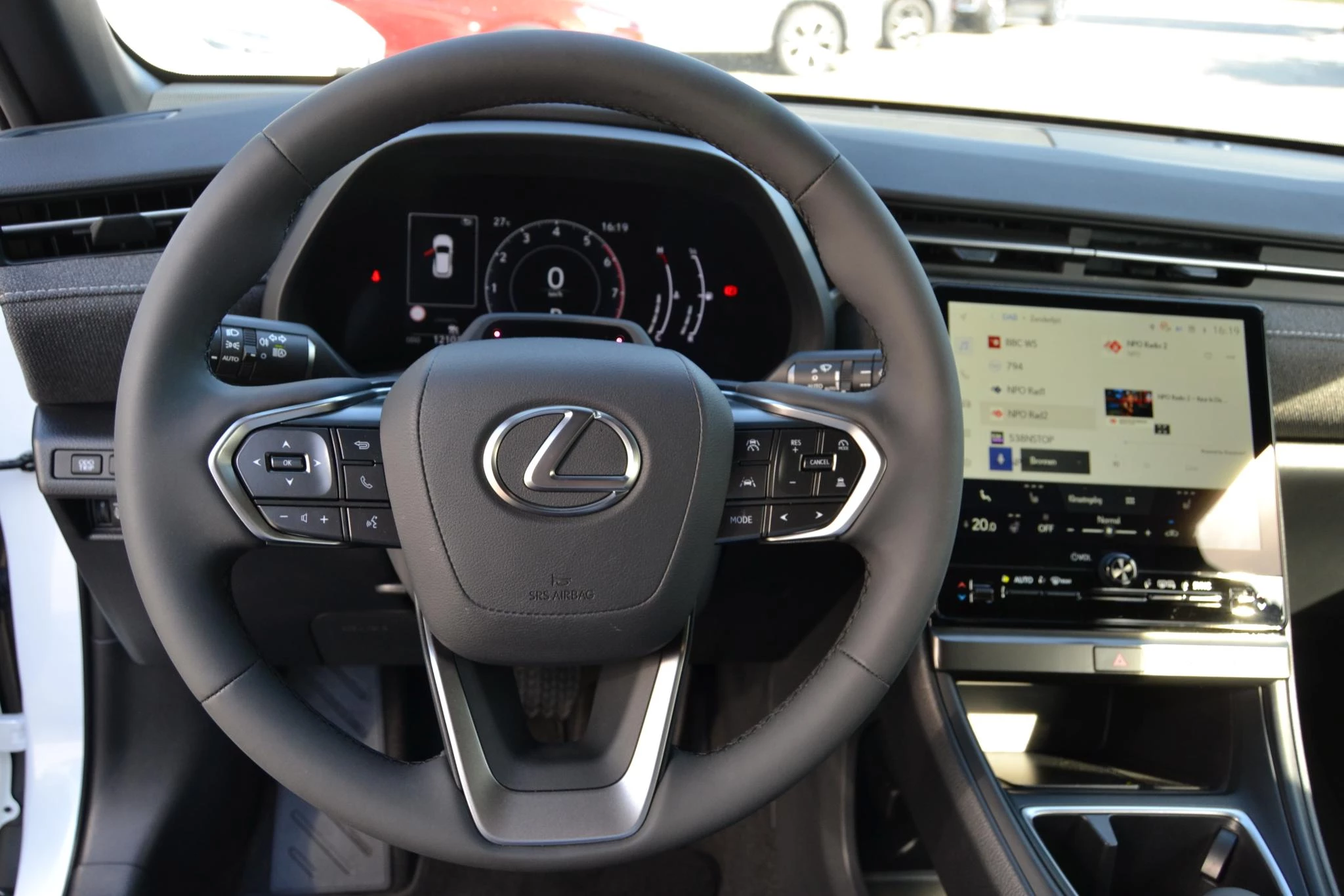 Hoofdafbeelding Lexus LBX