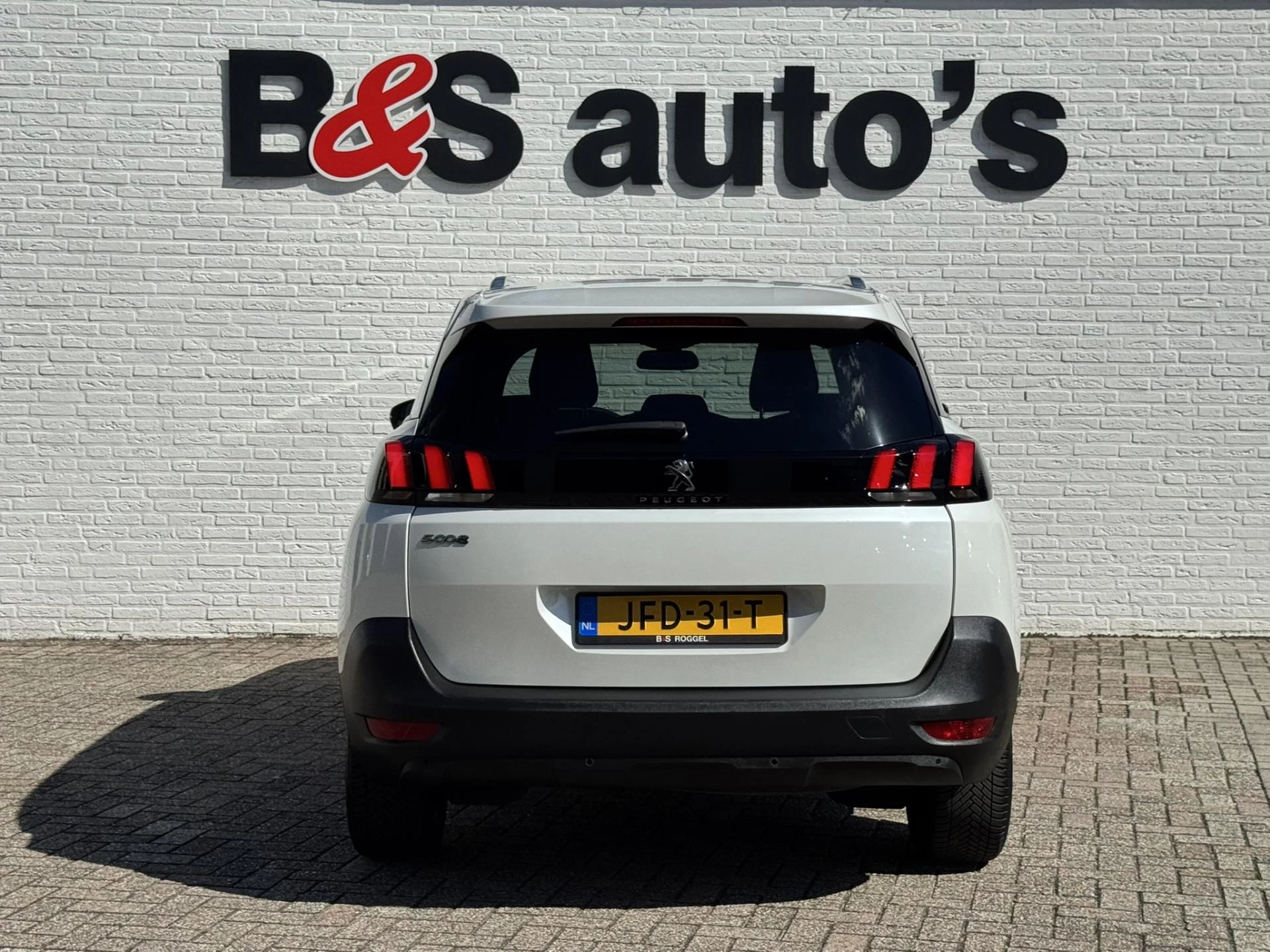 Hoofdafbeelding Peugeot 5008