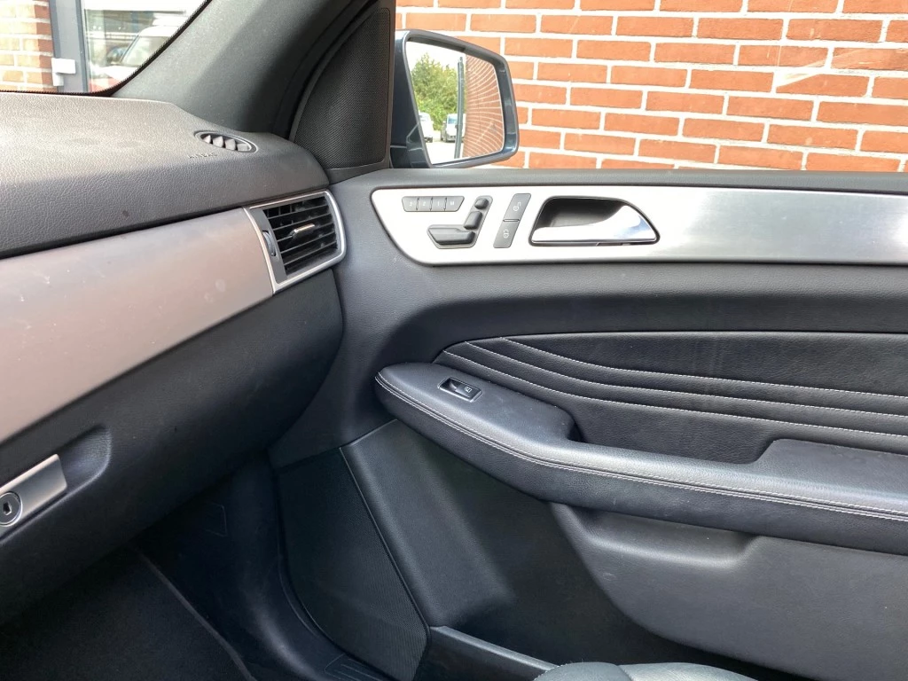 Hoofdafbeelding Mercedes-Benz M-Klasse