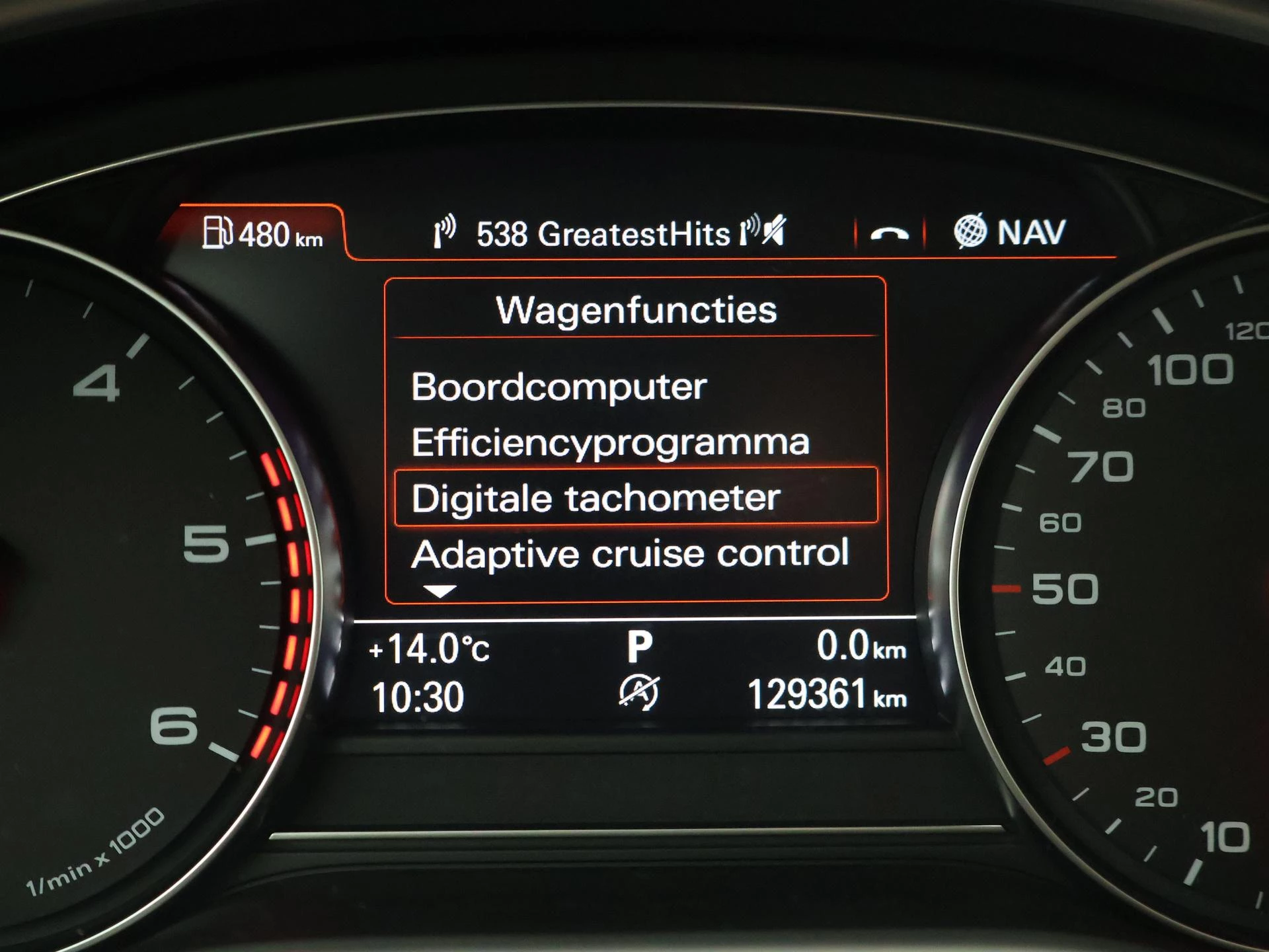 Hoofdafbeelding Audi A8