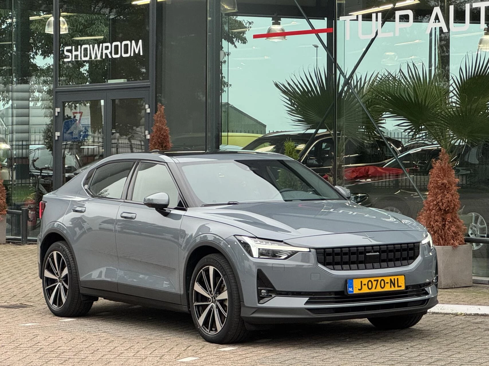 Hoofdafbeelding Polestar 2