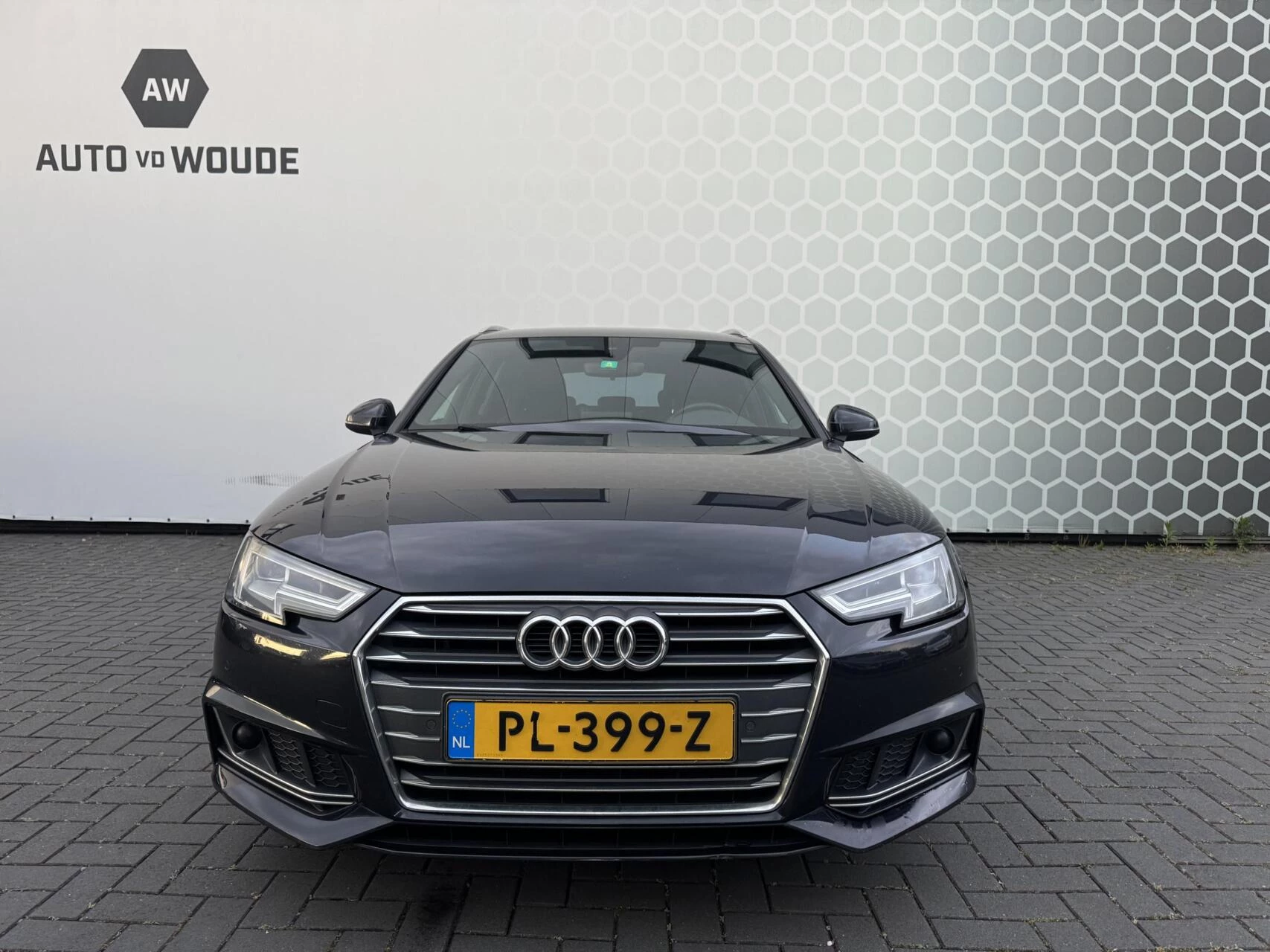 Hoofdafbeelding Audi A4
