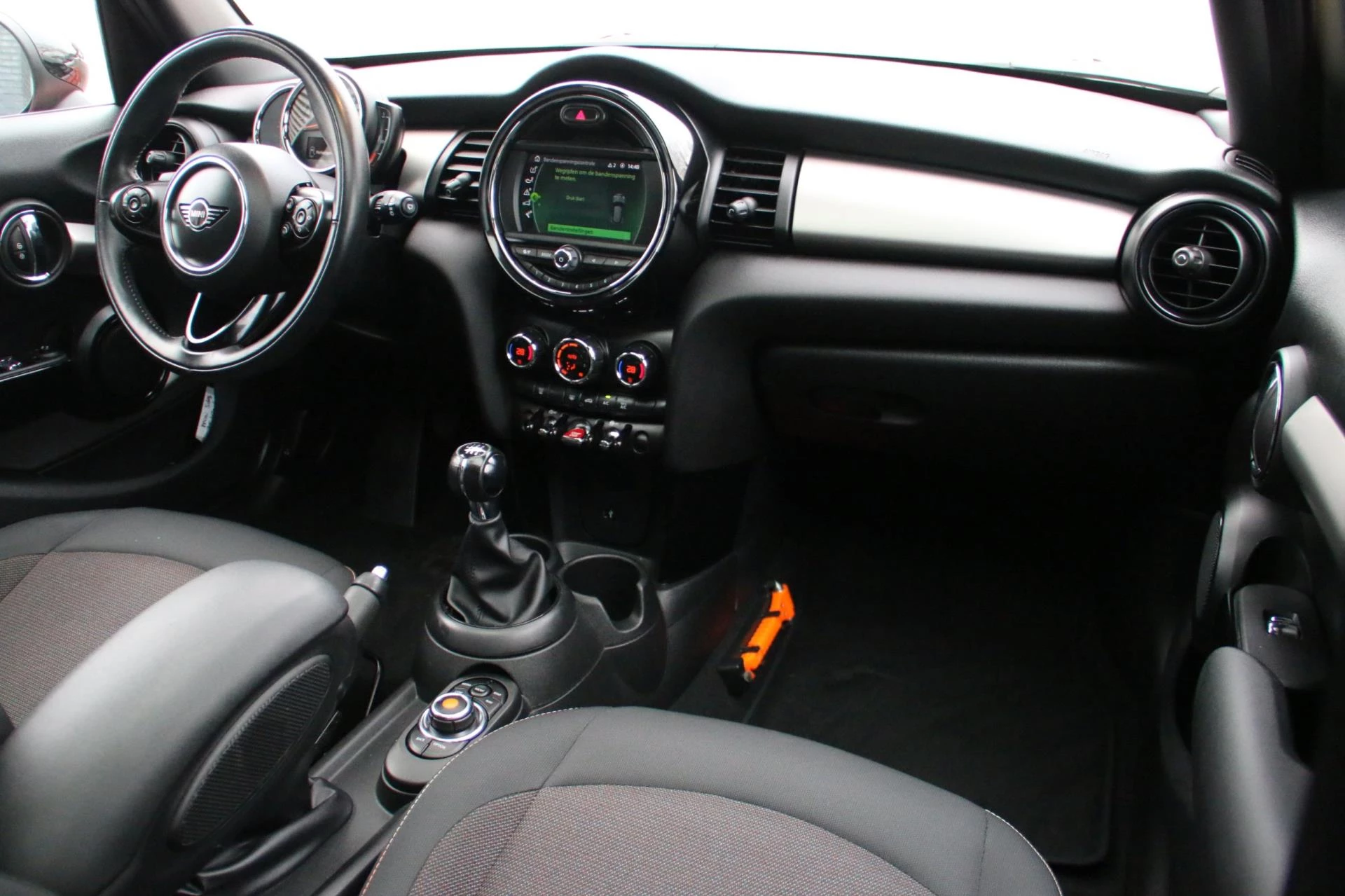 Hoofdafbeelding MINI One