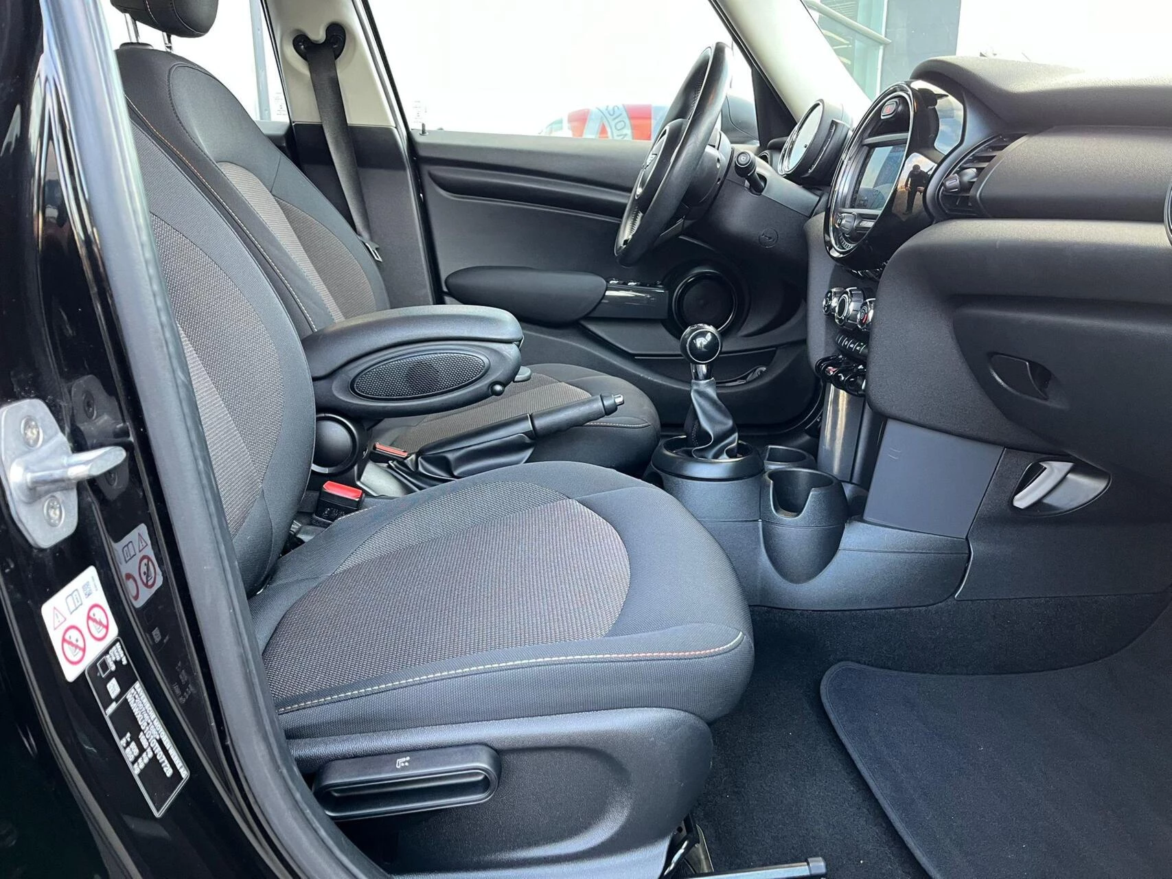 Hoofdafbeelding MINI One