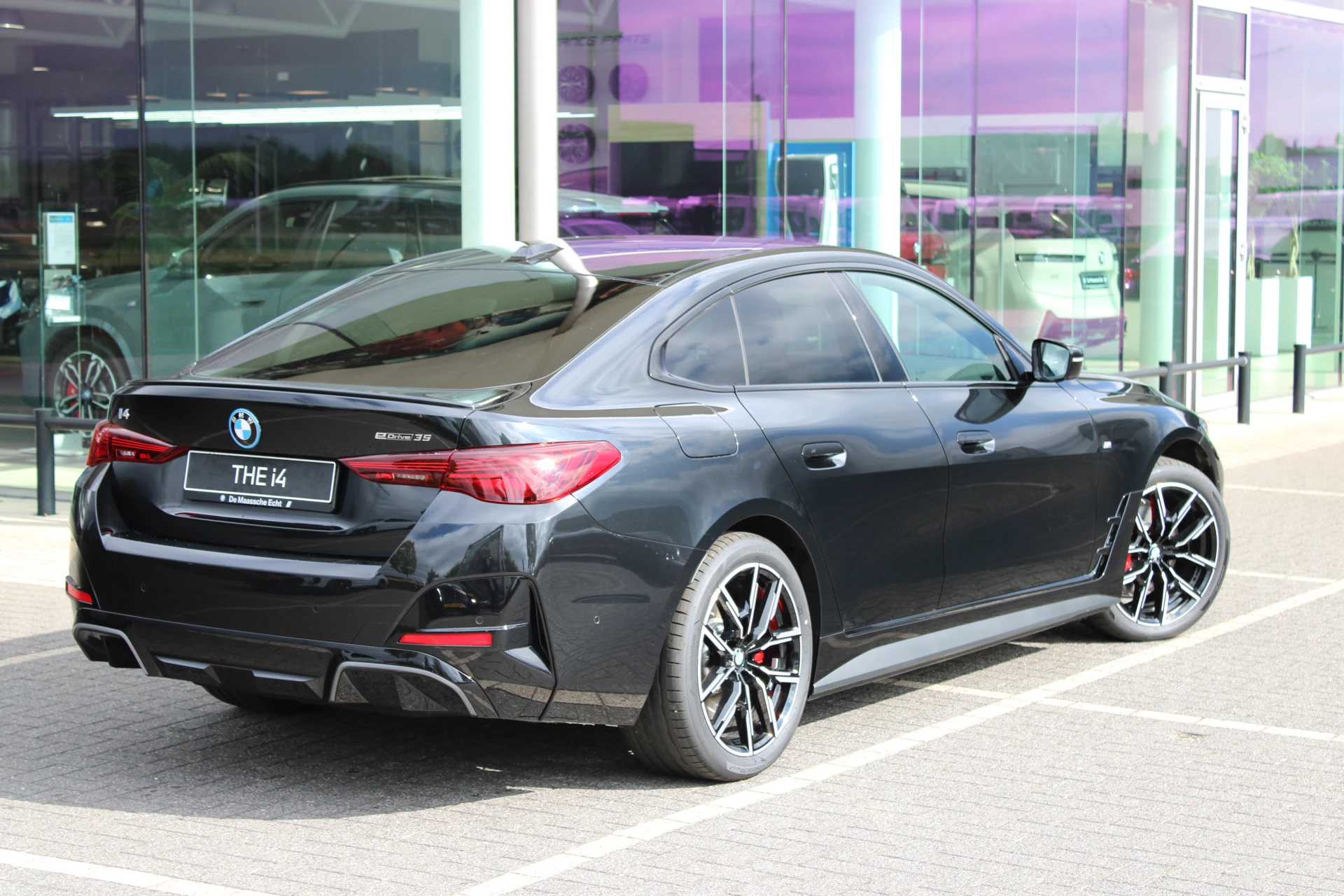 Hoofdafbeelding BMW i4