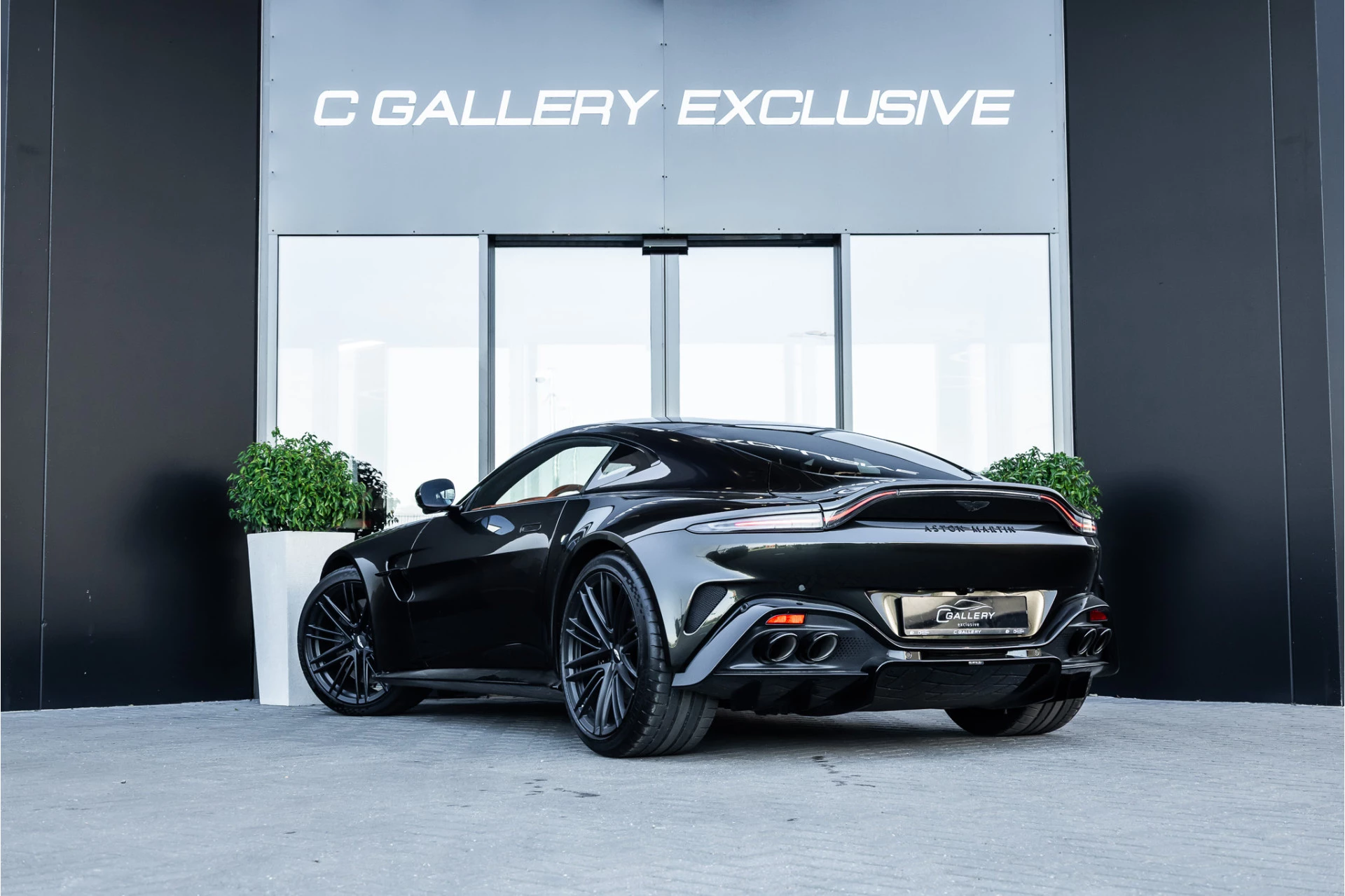 Hoofdafbeelding Aston Martin V8 Vantage